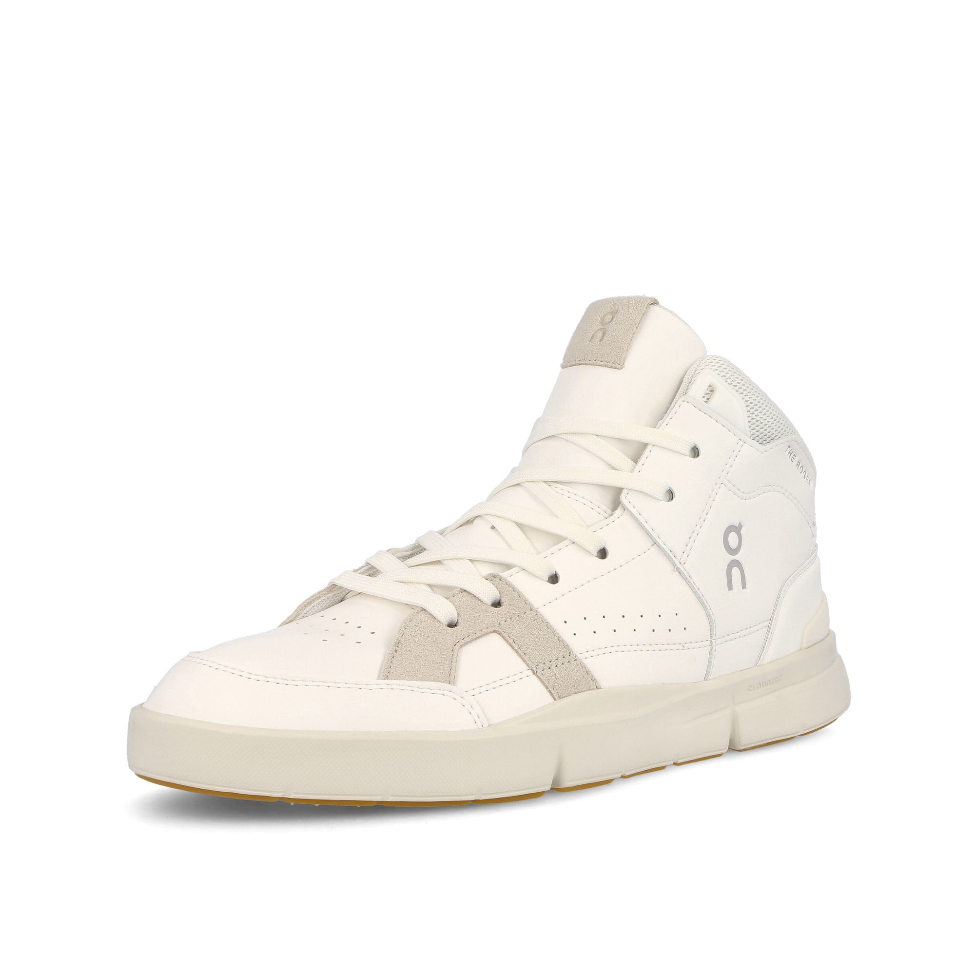 On The Roger Clubhouse Mid White / Sand Mid Top Sneakers Close Up | Overkill