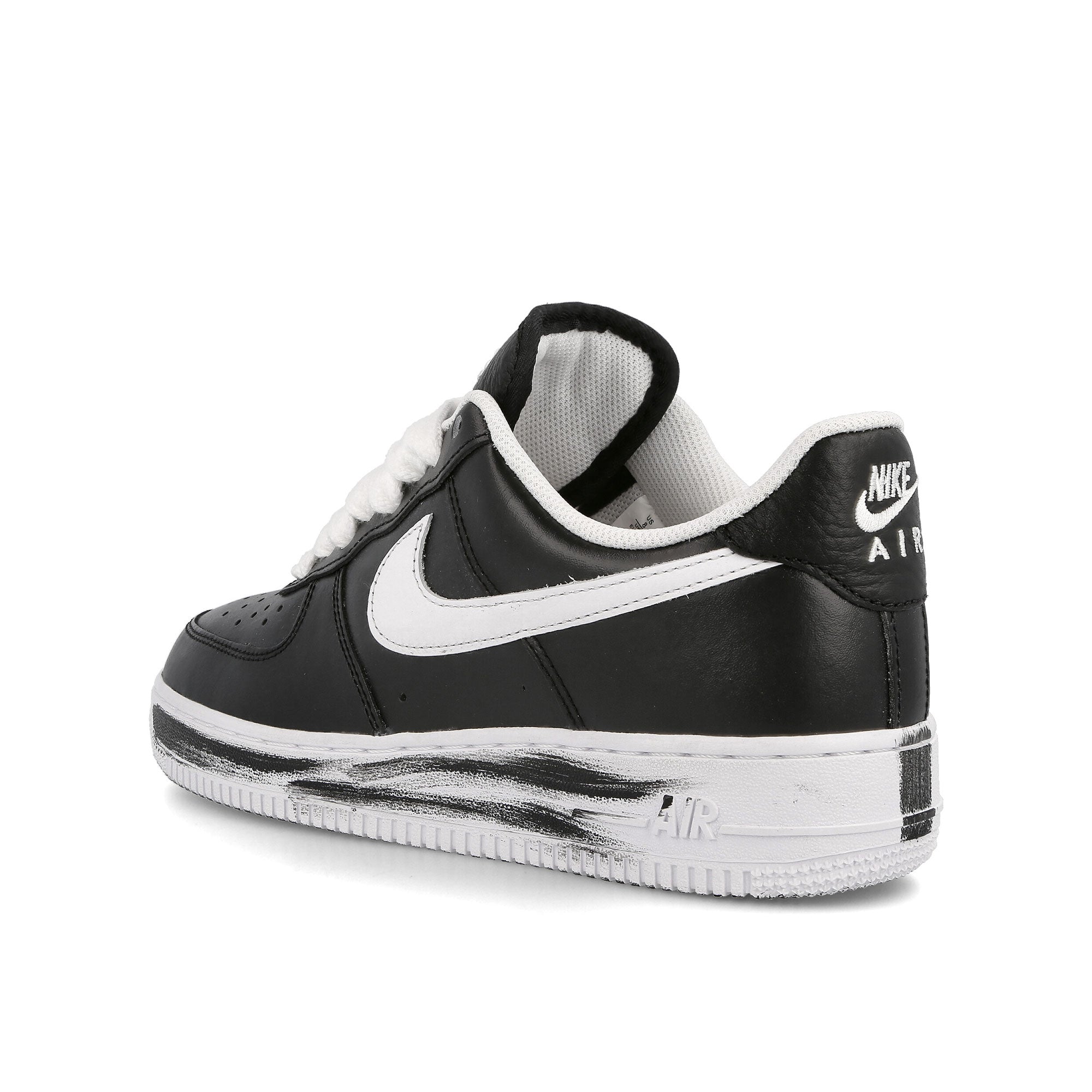 Nike PEACEMINUSONE x Nike Air Force 1 07 Para?Noise Black / White Close-up | Overkill