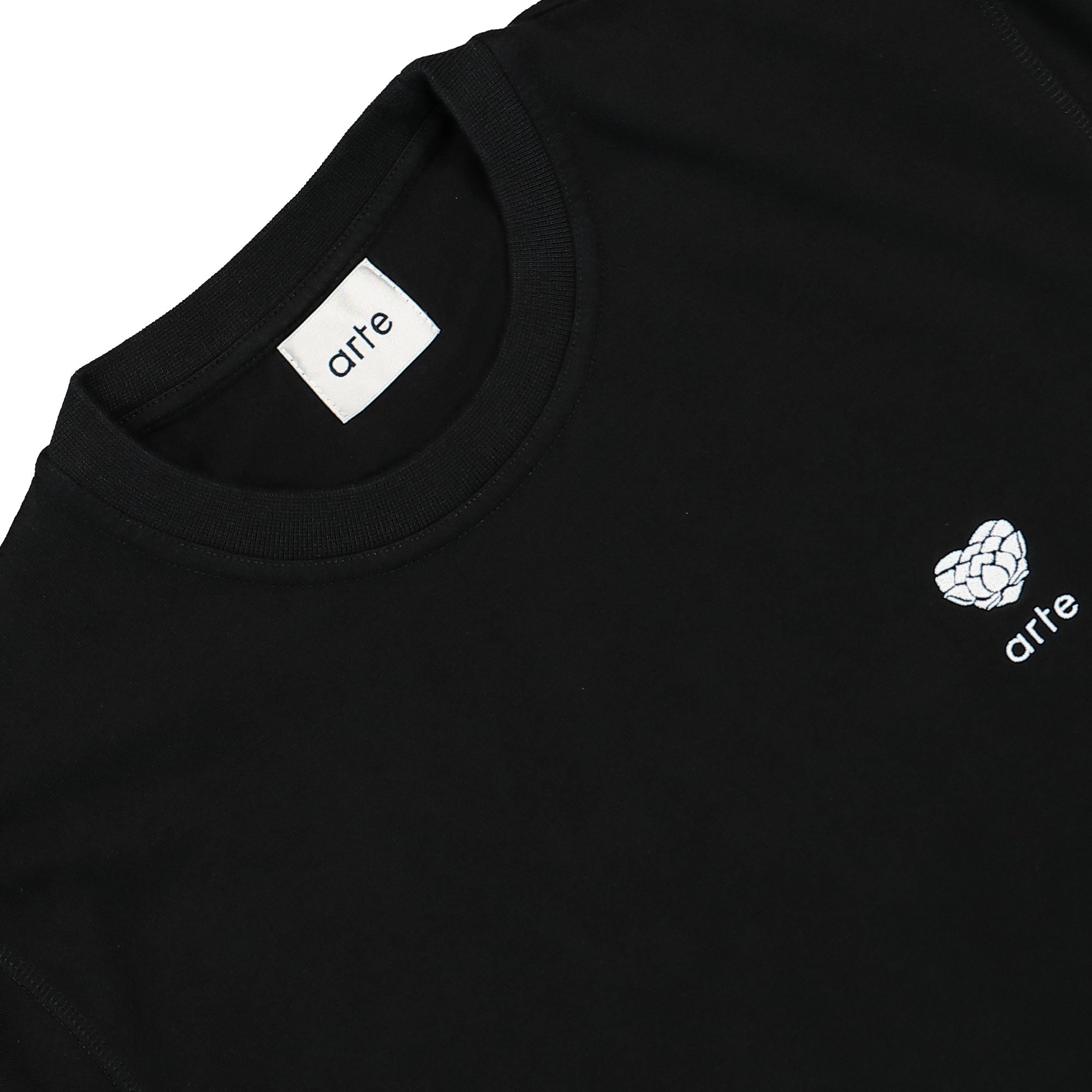 Arte Antwerp Heart Logo T-Shirt Black T-Shirts Close-up | Overkill