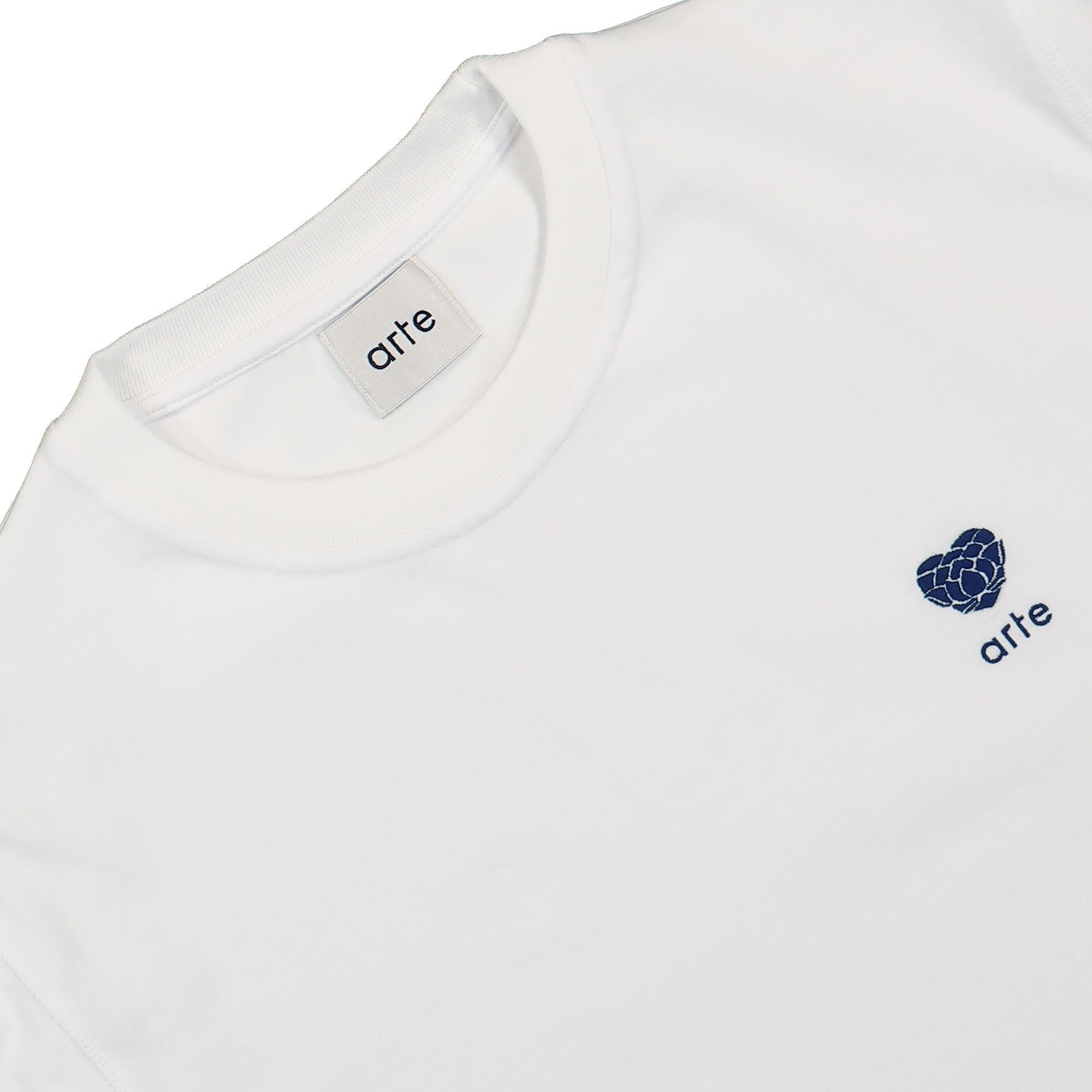 Arte Antwerp Heart Logo T-Shirt White T-Shirts Close-up | Overkill