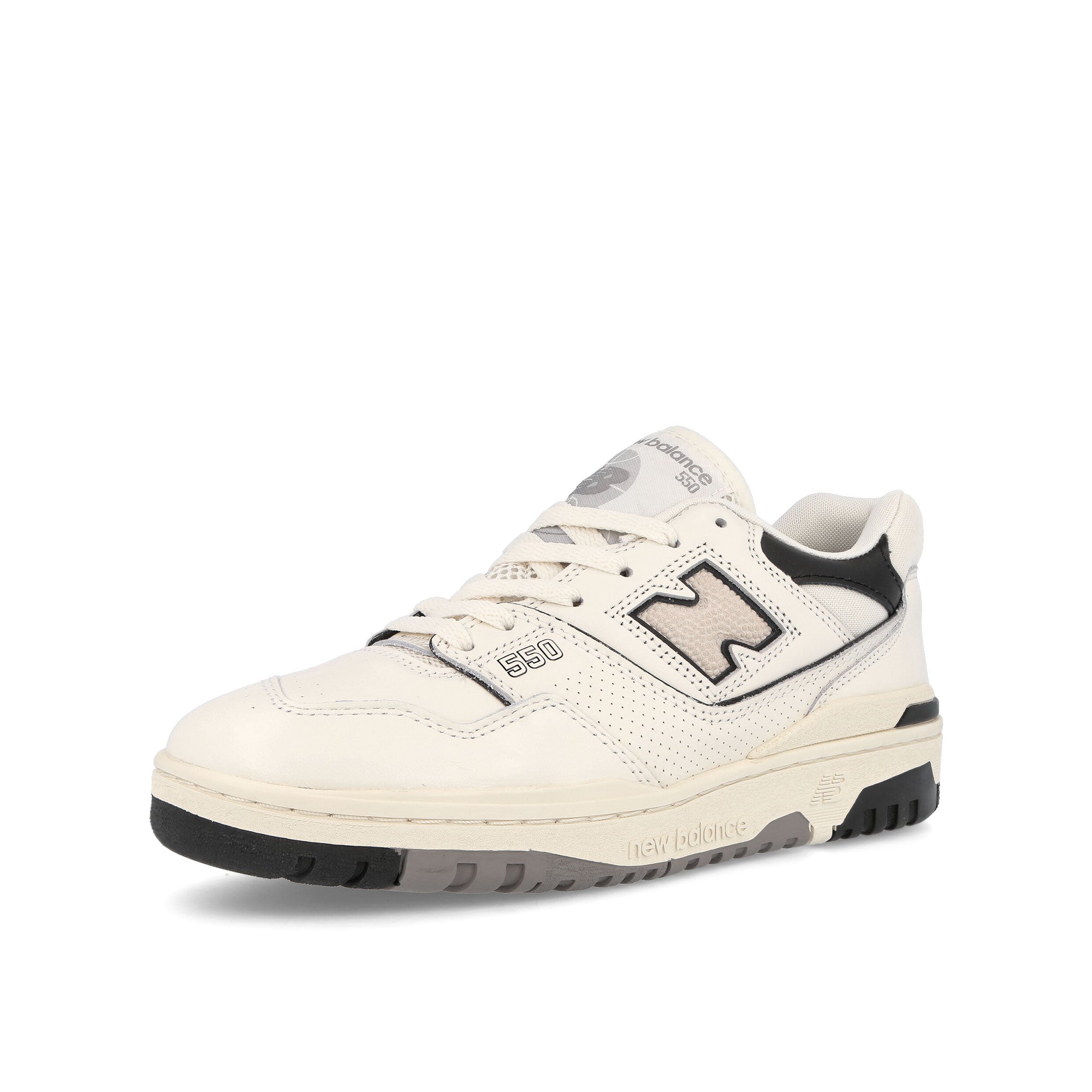 New Balance BB550LWT Sea Salt / Black Overkill Archive BB550LWT Close-up | Overkill
