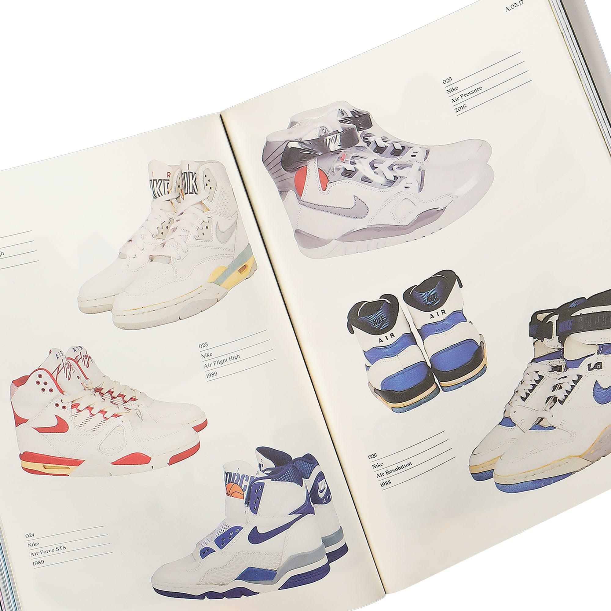 Crepe City Magazine Issue 05 "Colette Cover" 0 Magazines Close-up | Overkill