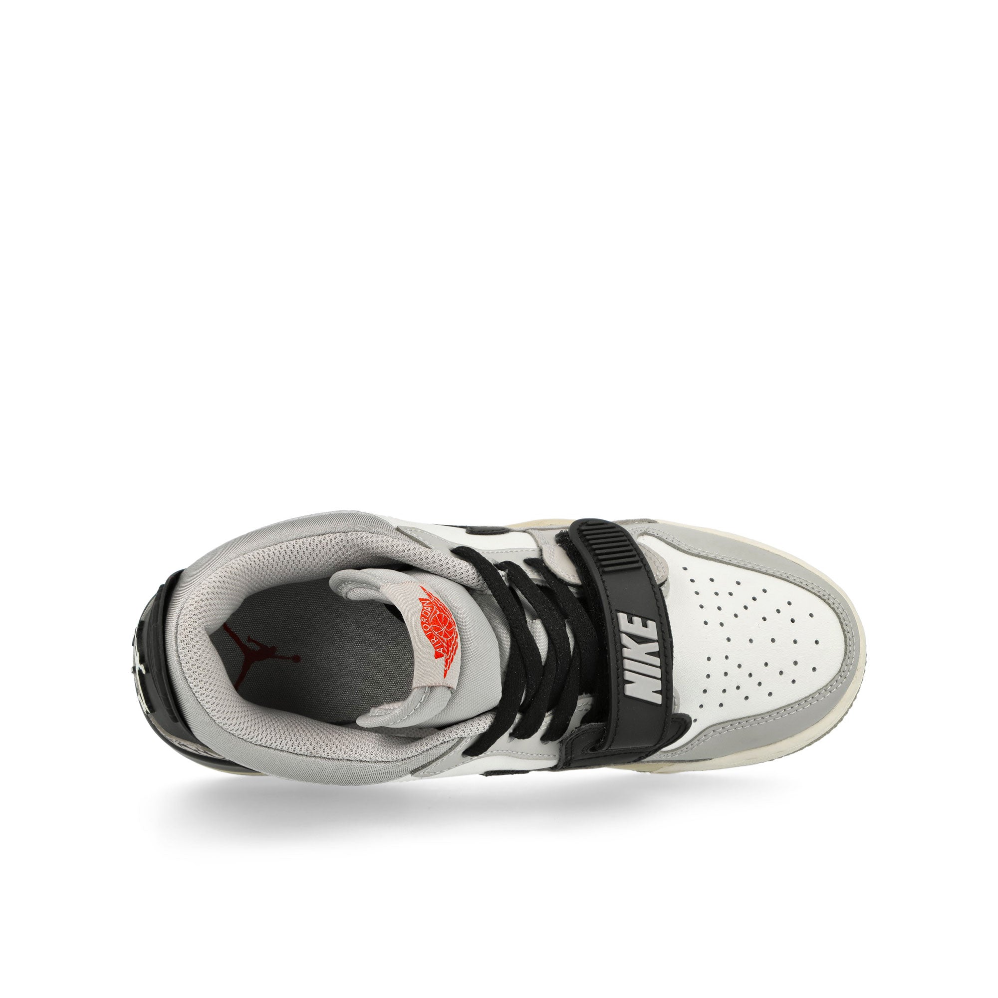 Jordan Air Jordan Lagacy 312 Low GS Summit White-Fire Red - Tech Grey - Black Low Top Sneakers Detailfoto | Overkill