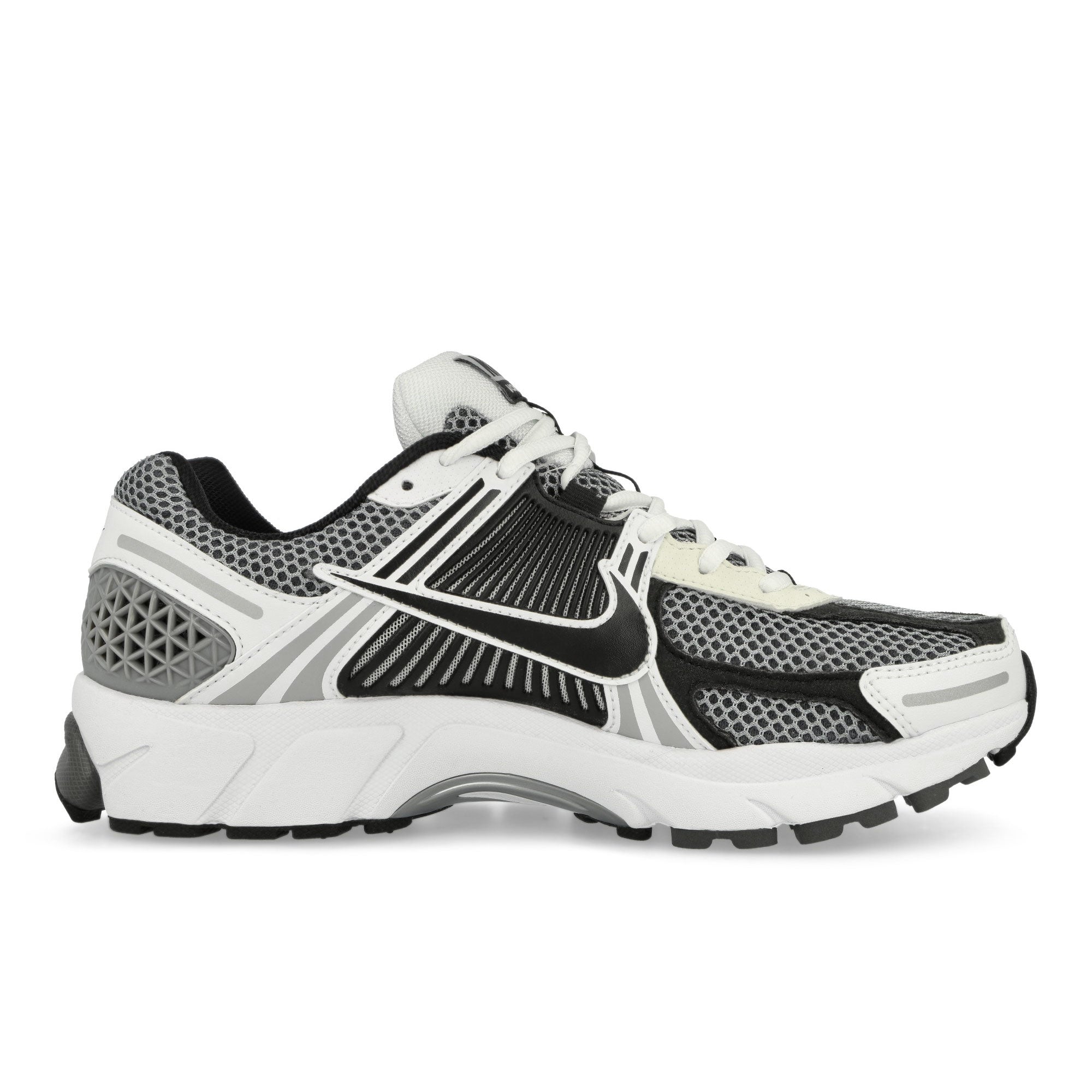 Nike Zoom Vomero 5 SE SP Dark Grey / Black-White-Sail Low Top Sneakers Silhouette | Overkill