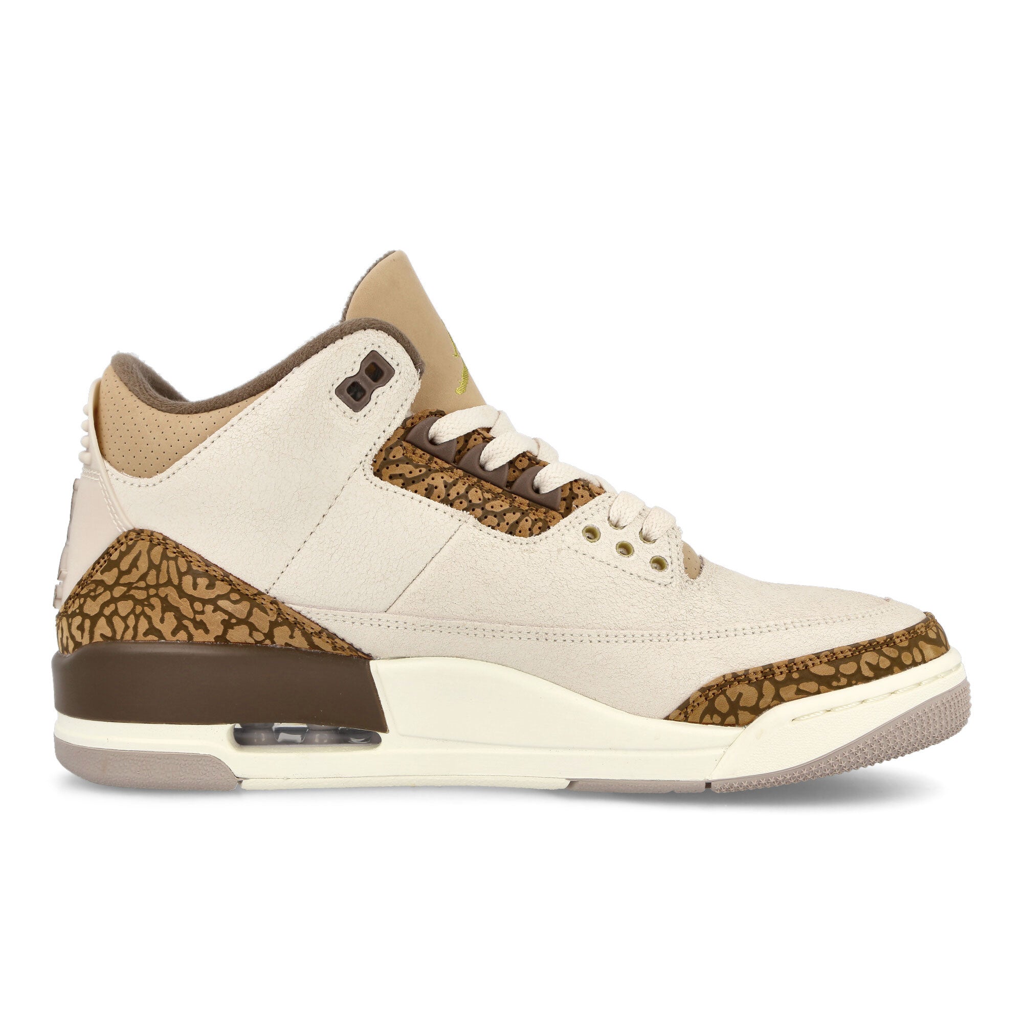 Jordan Air Jordan 3 Retro Light Orewood Brown / Metallic Gold Mid Top Sneakers Silhouette | Overkill