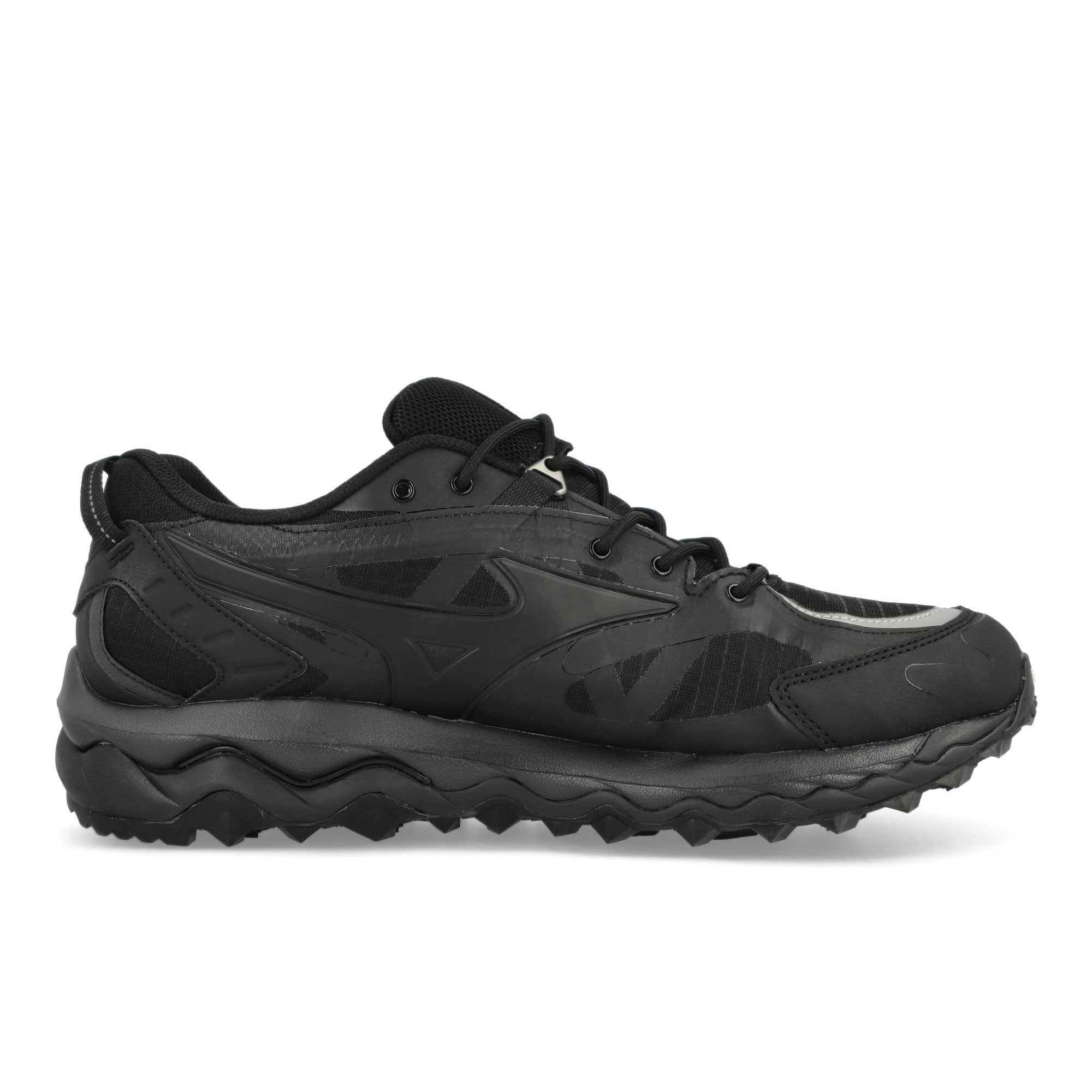 Mizuno Wave Mujin TL GTX Black / Black Low Top Sneakers Silhouette | Overkill