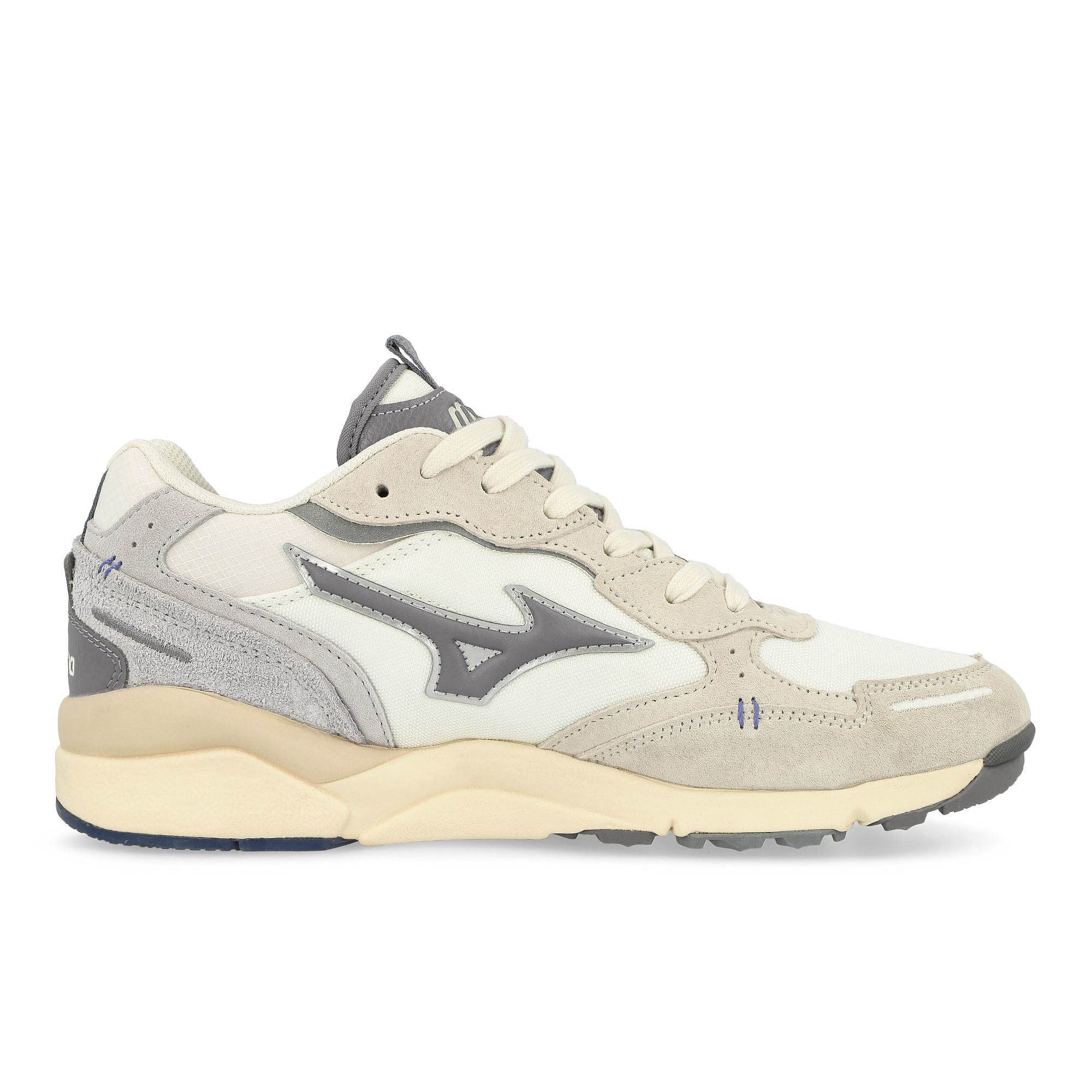 Mizuno Sky Medal Beta White Sand / Quicksilver / Snow White Low Top Sneakers Silhouette | Overkill