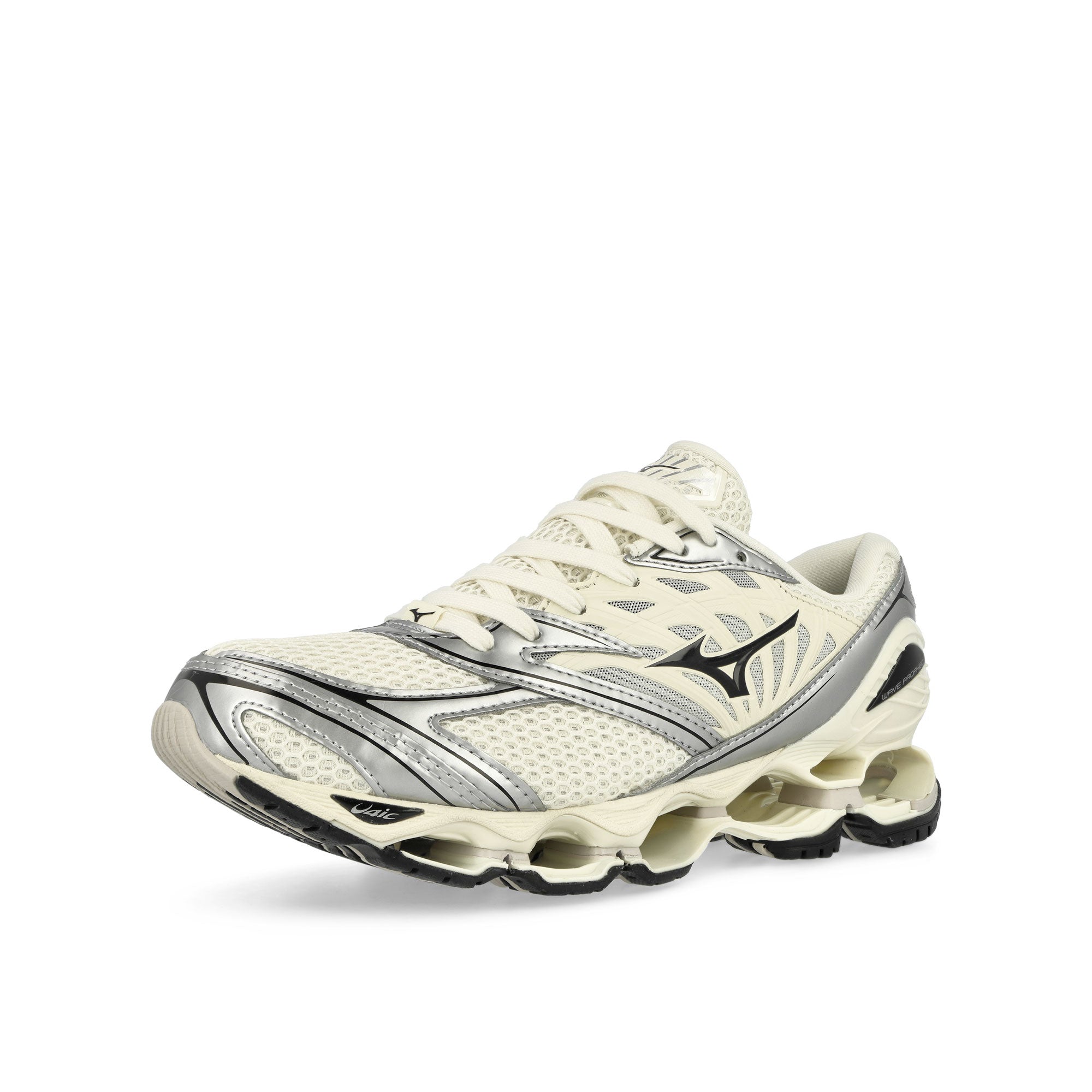 Mizuno Wave Prophecy LS Pristine / Black / Silver Low Top Sneakers Close Up | Overkill