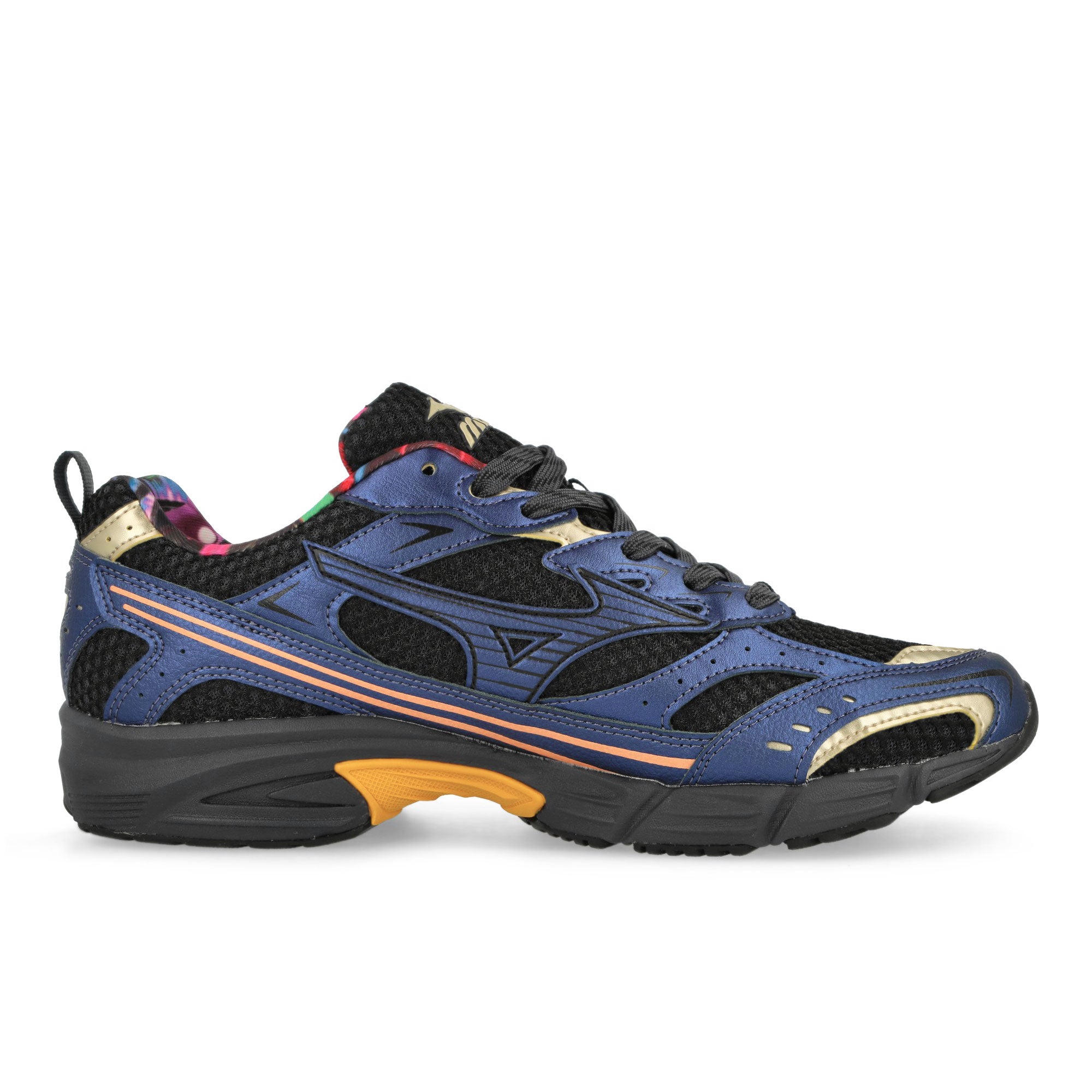 Mizuno MXR Osaka City Black/Black/Cadmium Orange Low Top Sneakers Silhouette | Overkill