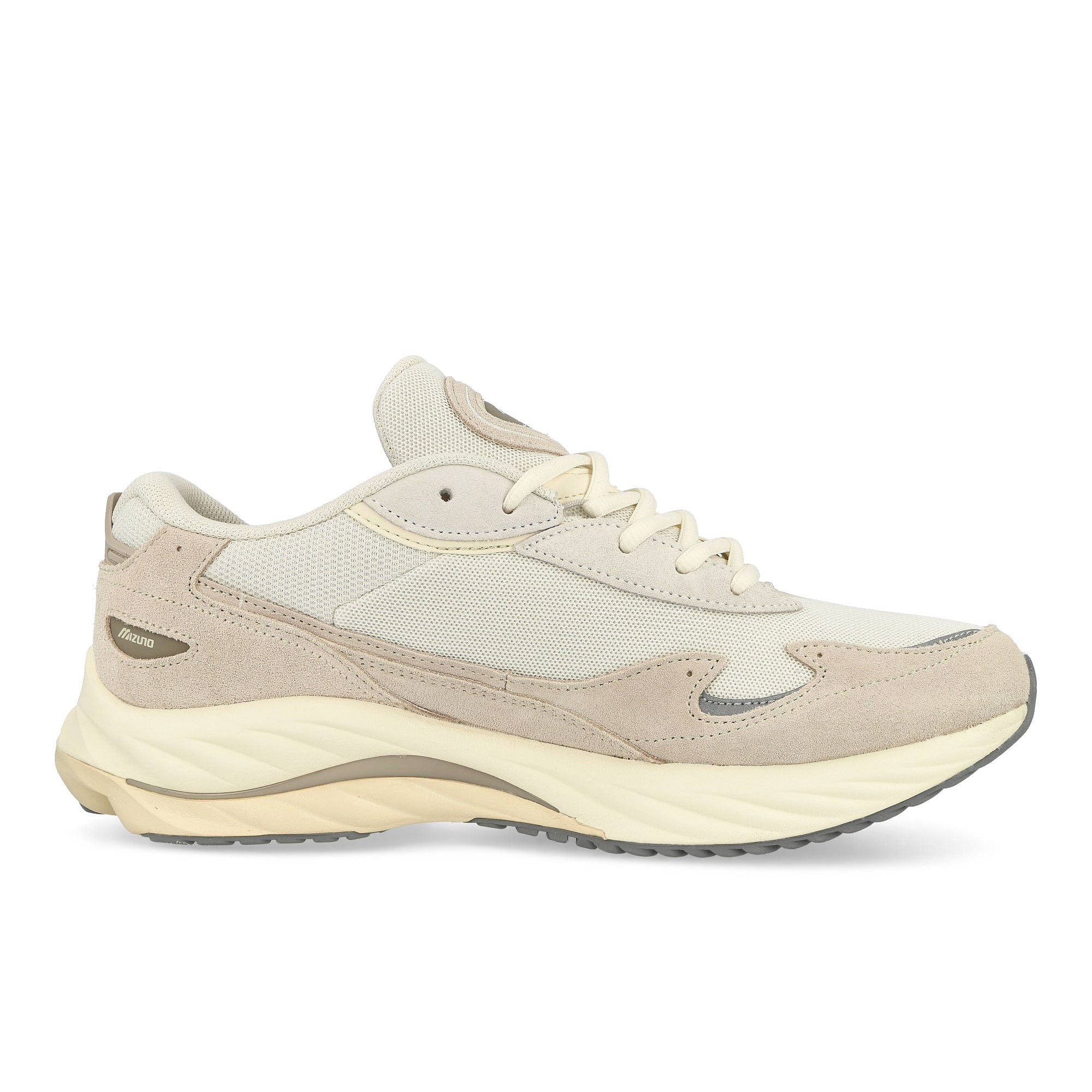 Mizuno Wave Raider B White Sand / Ultimate Gray Low Top Sneakers Silhouette | Overkill