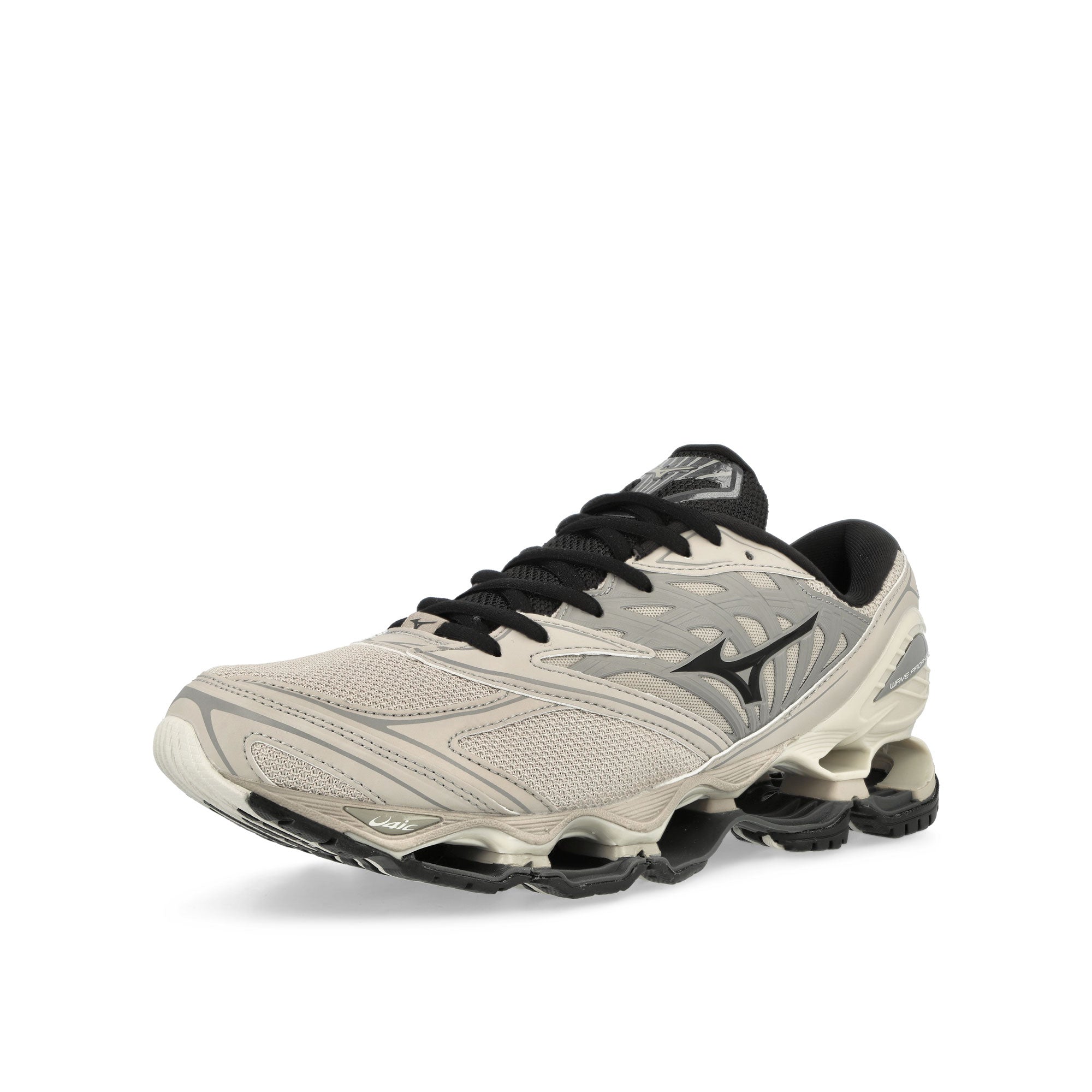 Mizuno Wave Prophecy LS Silver Cloud / Black / Opal Gray Low Top Sneakers Close Up | Overkill