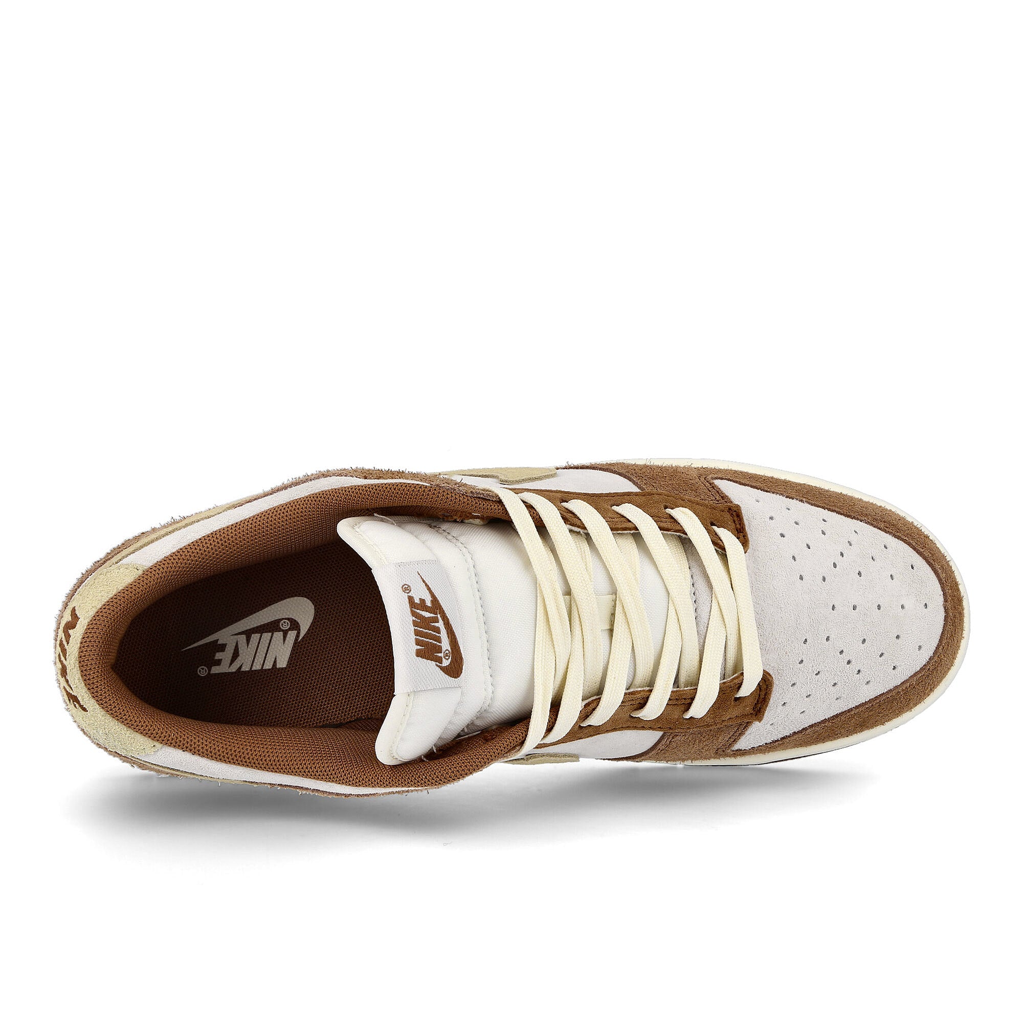 Nike Dunk Low Retro Premium Sail / Fossil - Medium Curry Low Top Sneakers Detailfoto | Overkill