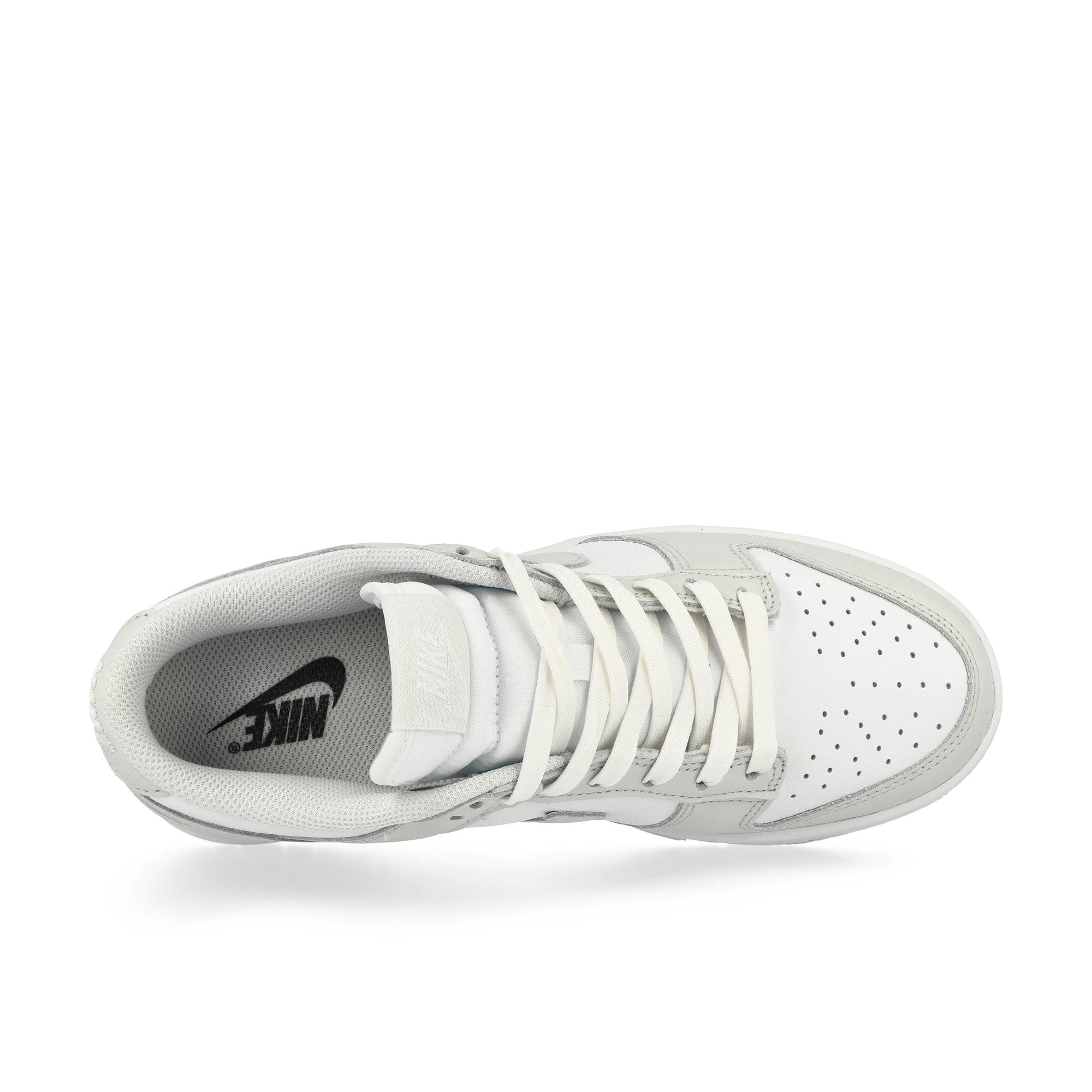 Nike W Dunk Low White / Photon Dust - White Low Top Sneakers Detailfoto | Overkill