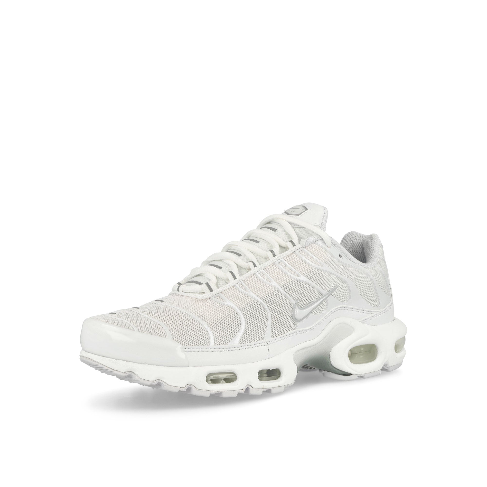 Nike Wmns Air Max Plus White / White - Pure Platinum Low Top Sneakers Close Up | Overkill