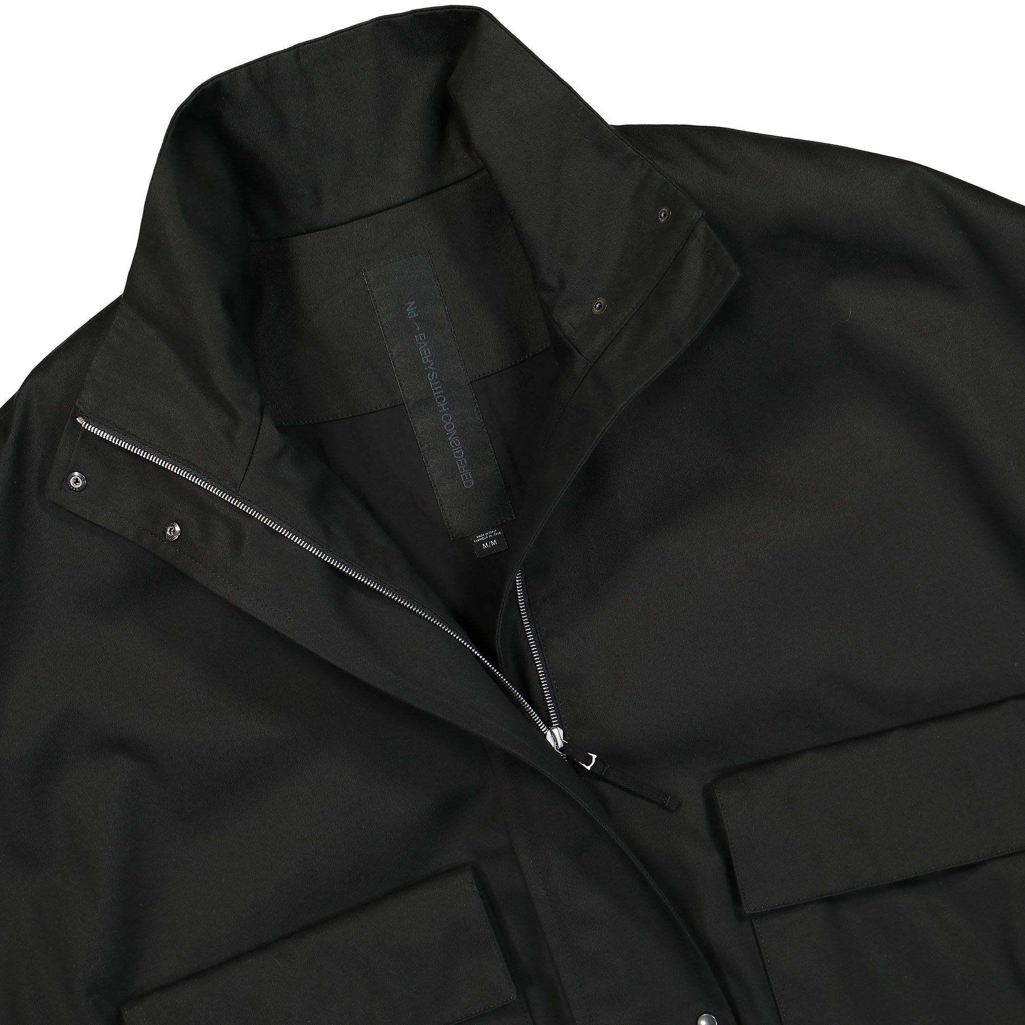 Nike wmns esc sleeveless jacket Black Jackets Close-up | Overkill