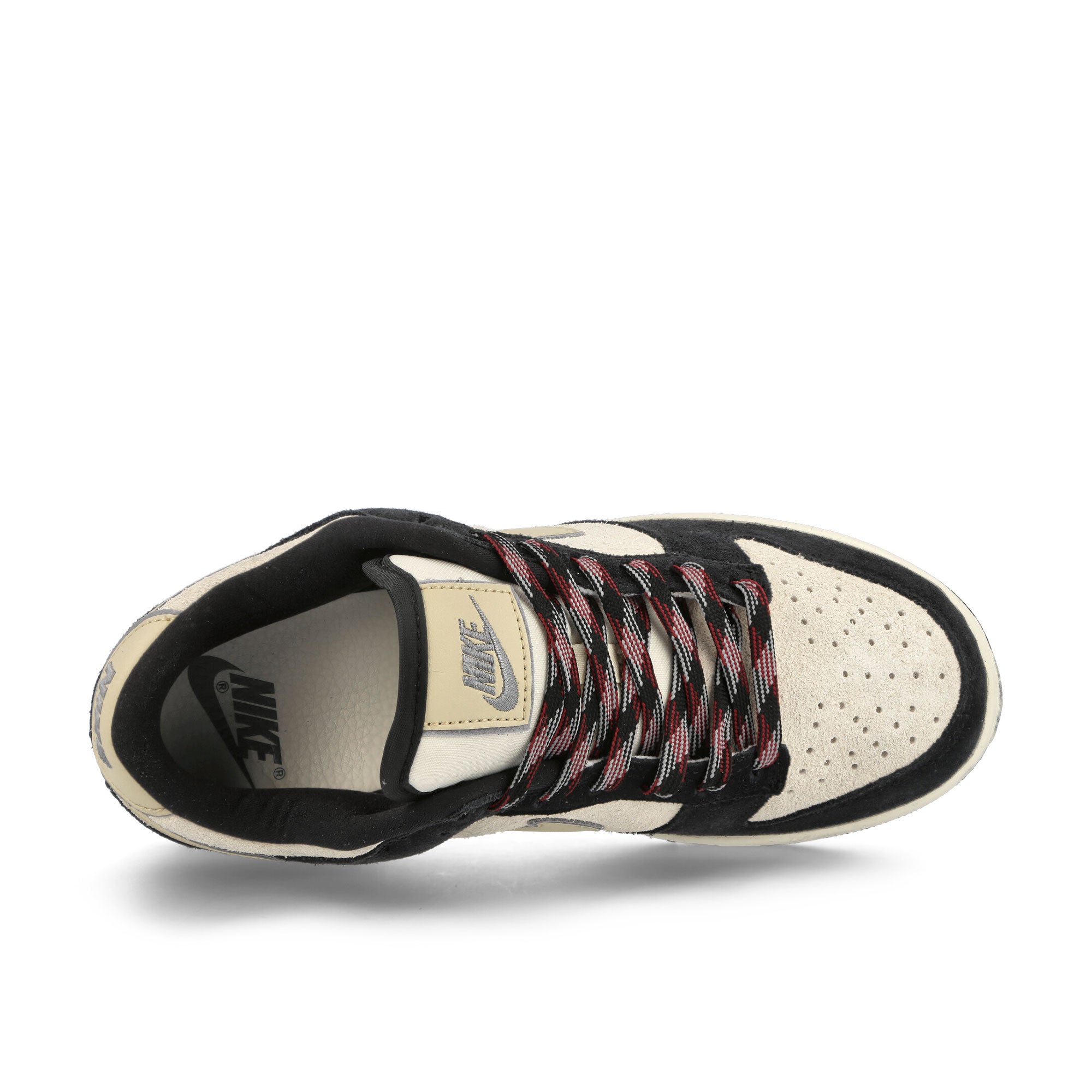 Nike W Dunk Low LX Black-Team Gold - Coconut Milk Low Top Sneakers Detailfoto | Overkill