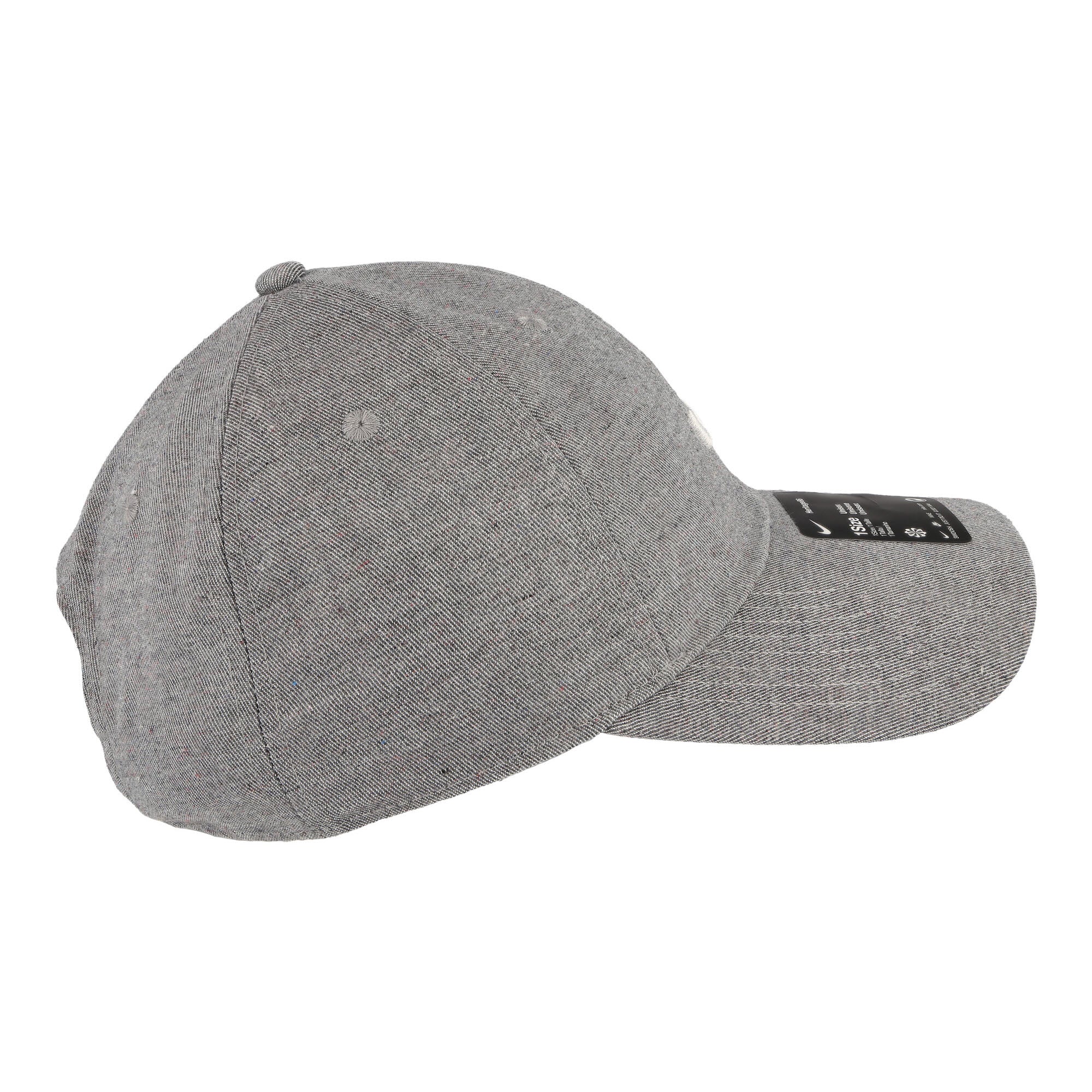 Nike Heritage86 Adjustable Cap Smoke Grey / White Caps Close-up | Overkill