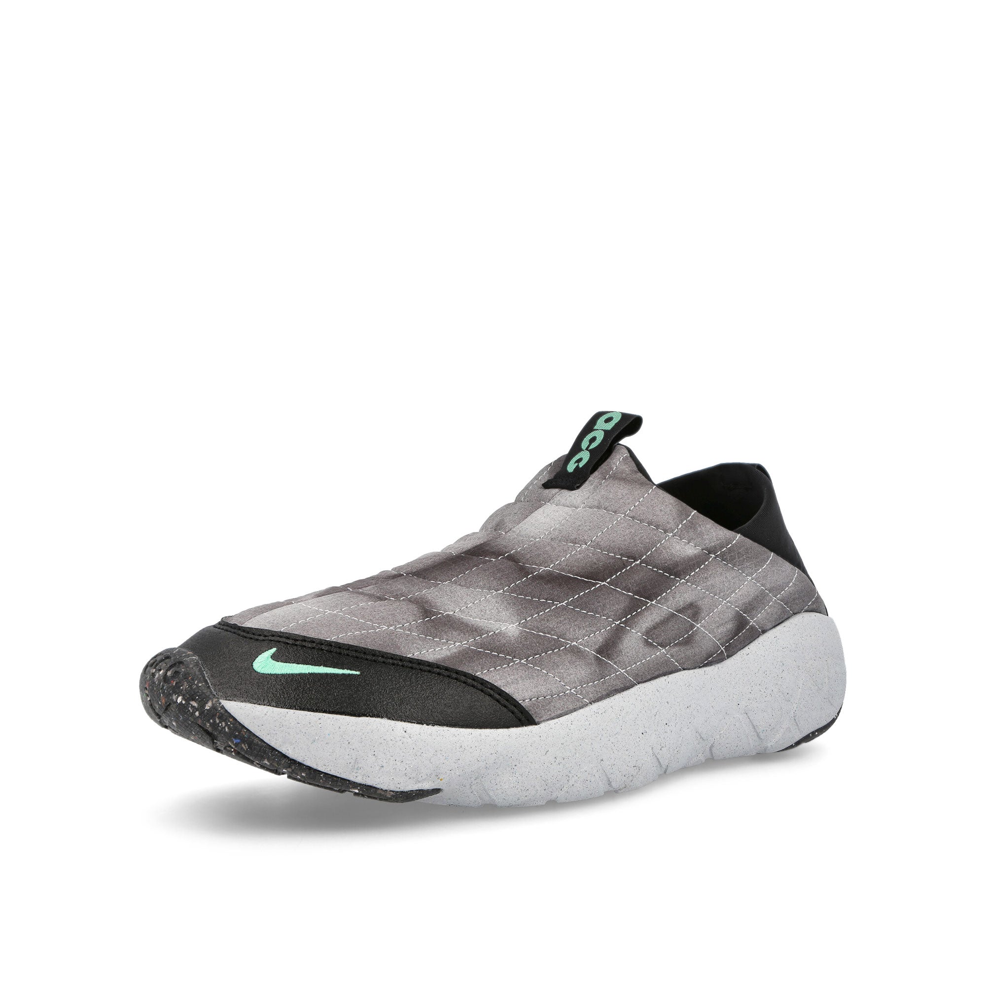Nike acg moc 3.5 se Black / Green Glow - Black - Purple Platinum Low Top Sneakers Close Up | Overkill