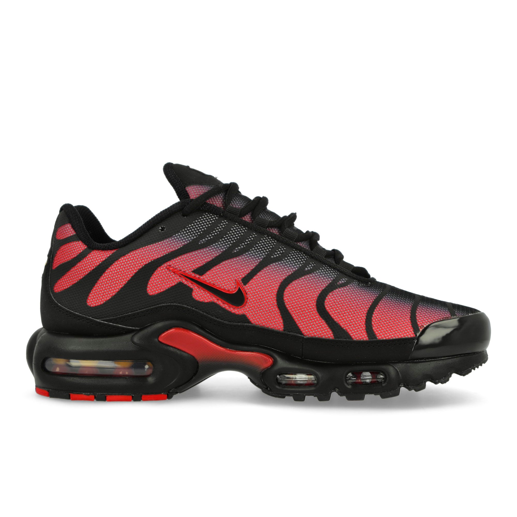 Nike Air Max Plus University Red / Black Low Top Sneakers Silhouette | Overkill