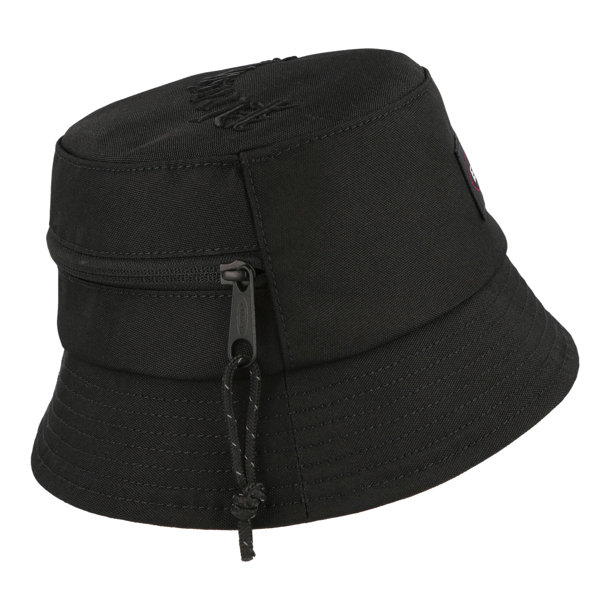 Eastpak Bucket Crossbody 3J7 Embroidery Black Bucket Hats Close-up | Overkill