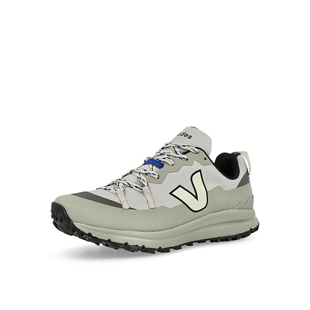 Veja W Trek-Shell Etudes / Shark Low Top Sneakers Close Up | Overkill