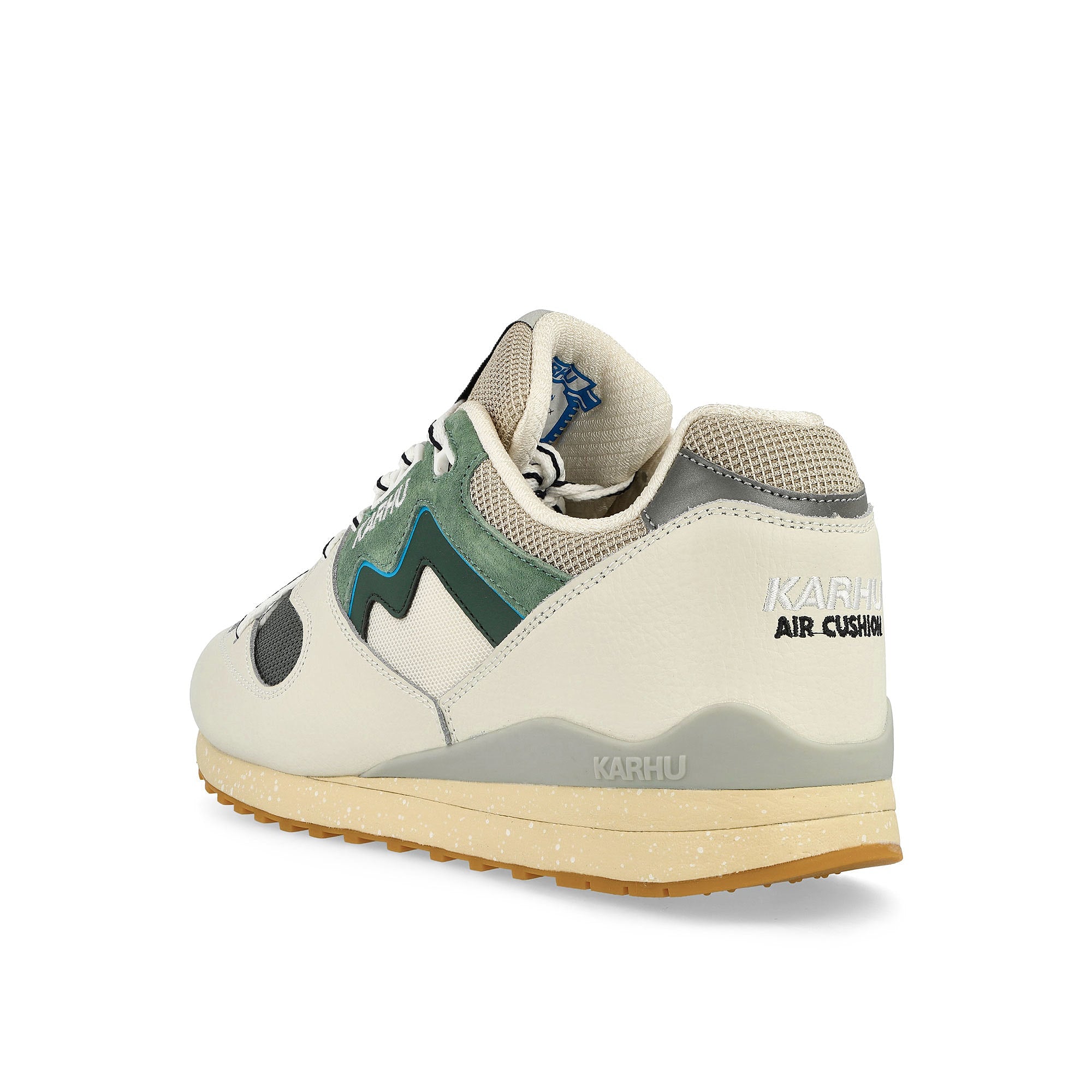 Karhu Synchron Classic Lily White / Forest Green Low Top Sneakers Material | Overkill