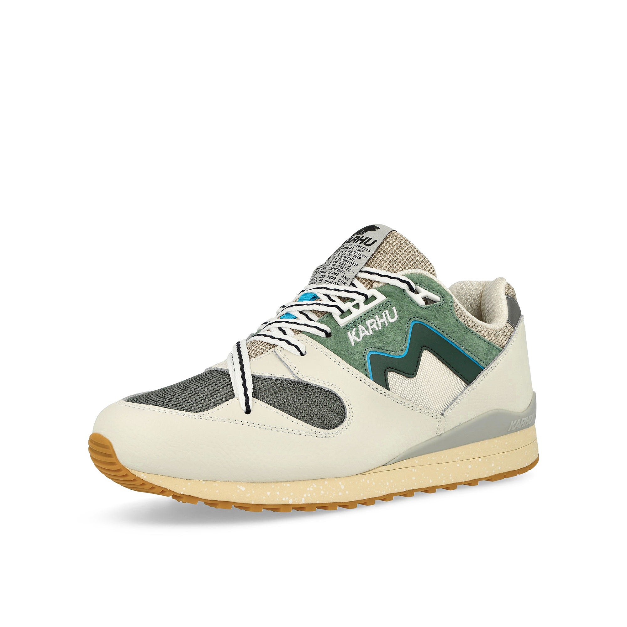 Karhu Synchron Classic Lily White / Forest Green Low Top Sneakers Close Up | Overkill