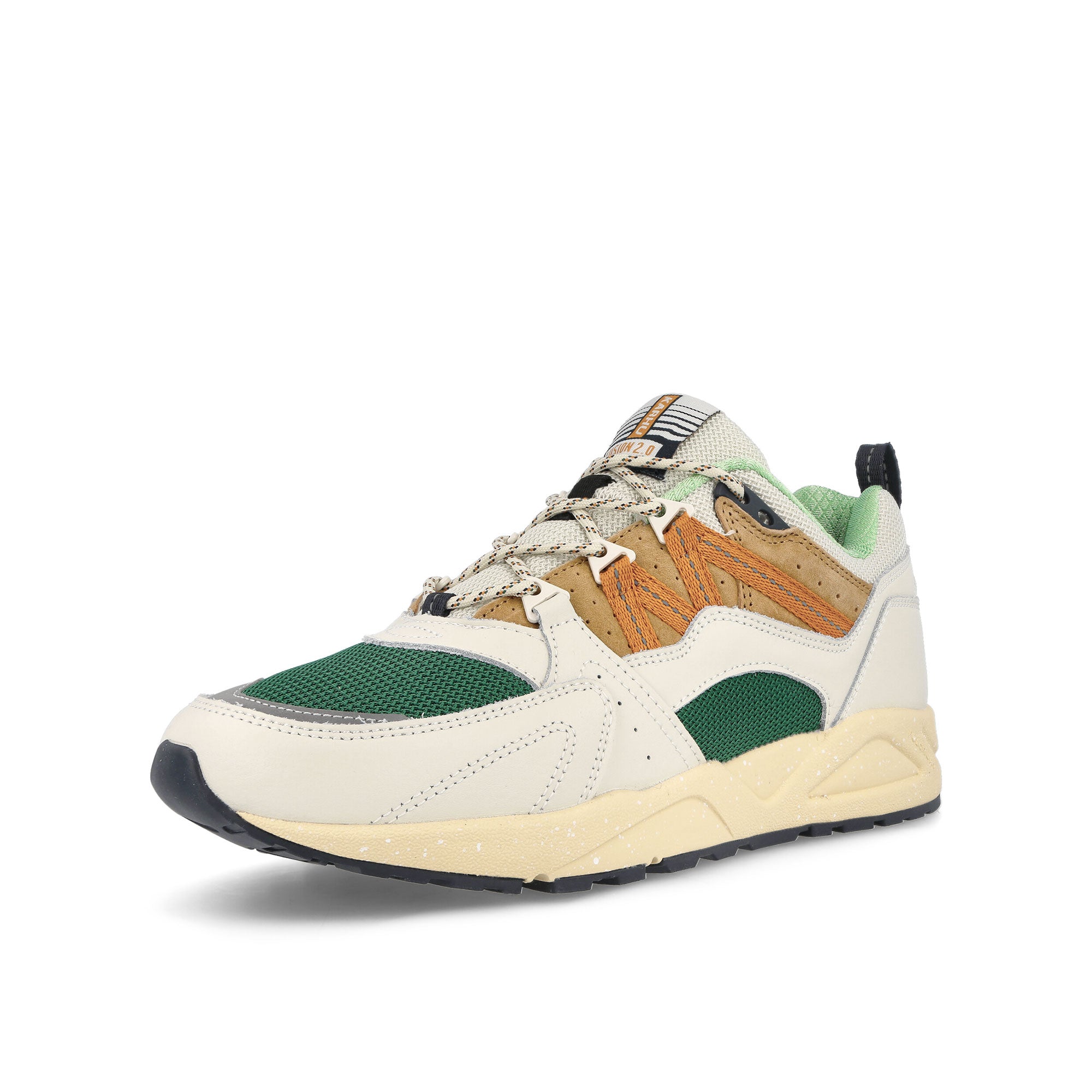 Karhu Fusion 2.0 Lily White-Nugget Low Top Sneakers Close Up | Overkill
