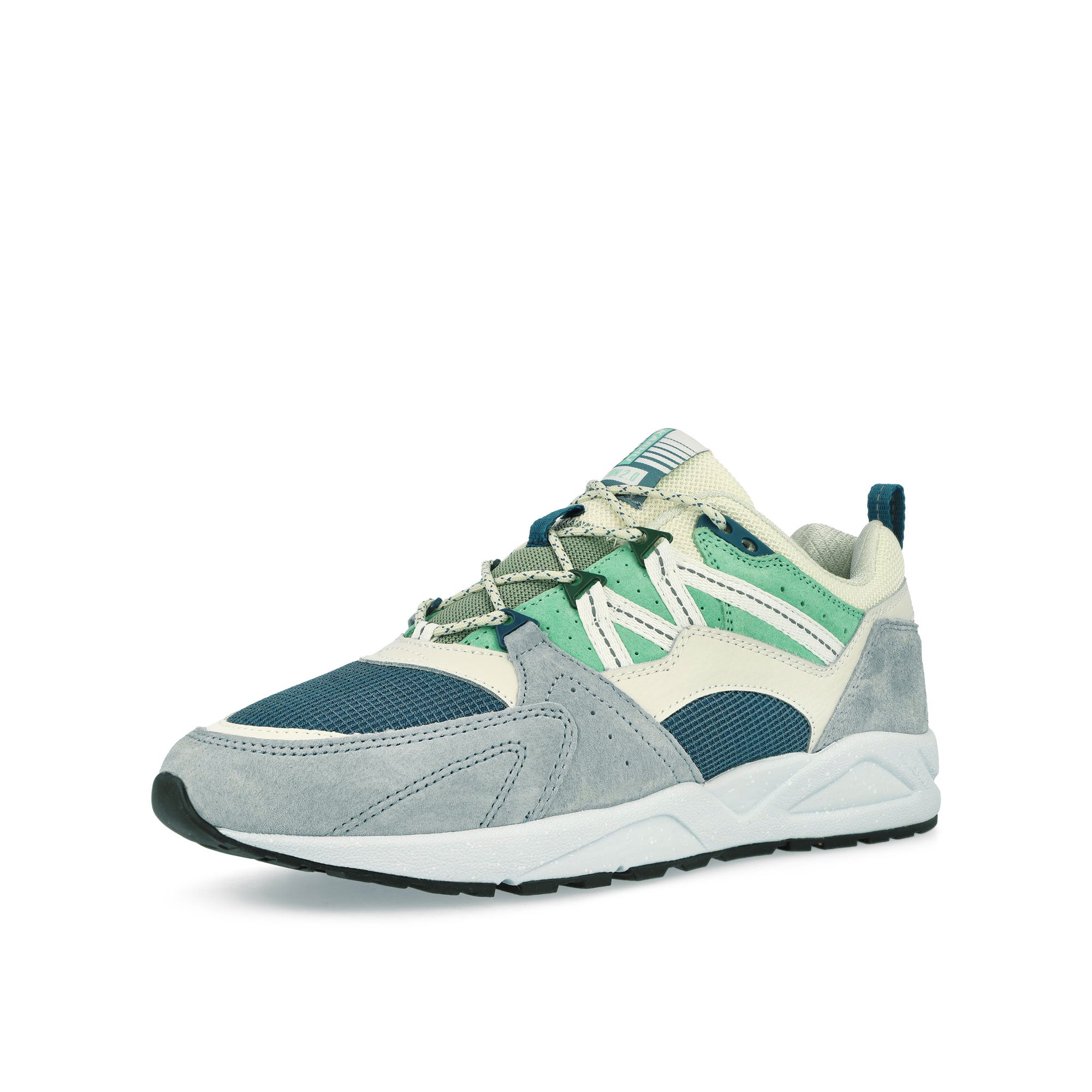 Karhu Fusion 2.0 Pearl Blue / Bright White Low Top Sneakers Close Up | Overkill