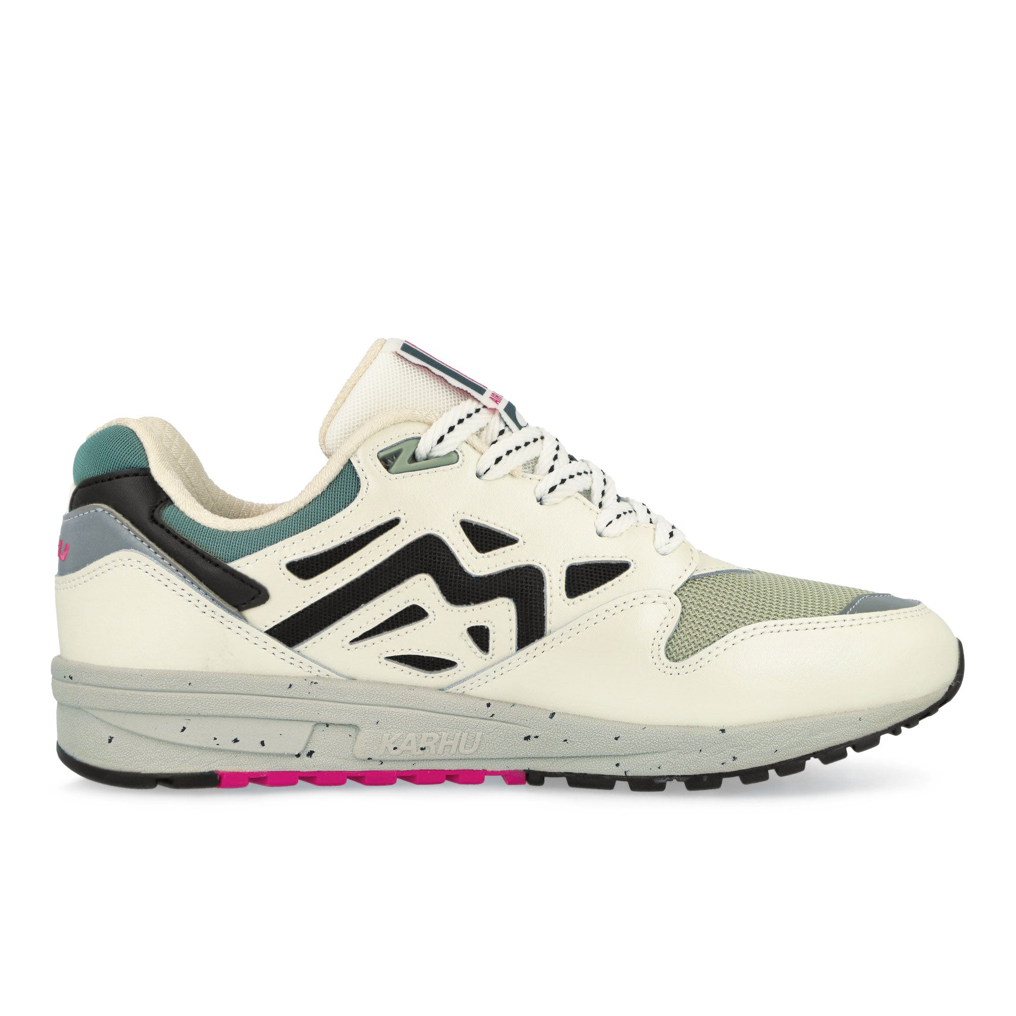 Karhu Legacy 96 Bright White / Jet Black Low Top Sneakers Silhouette | Overkill