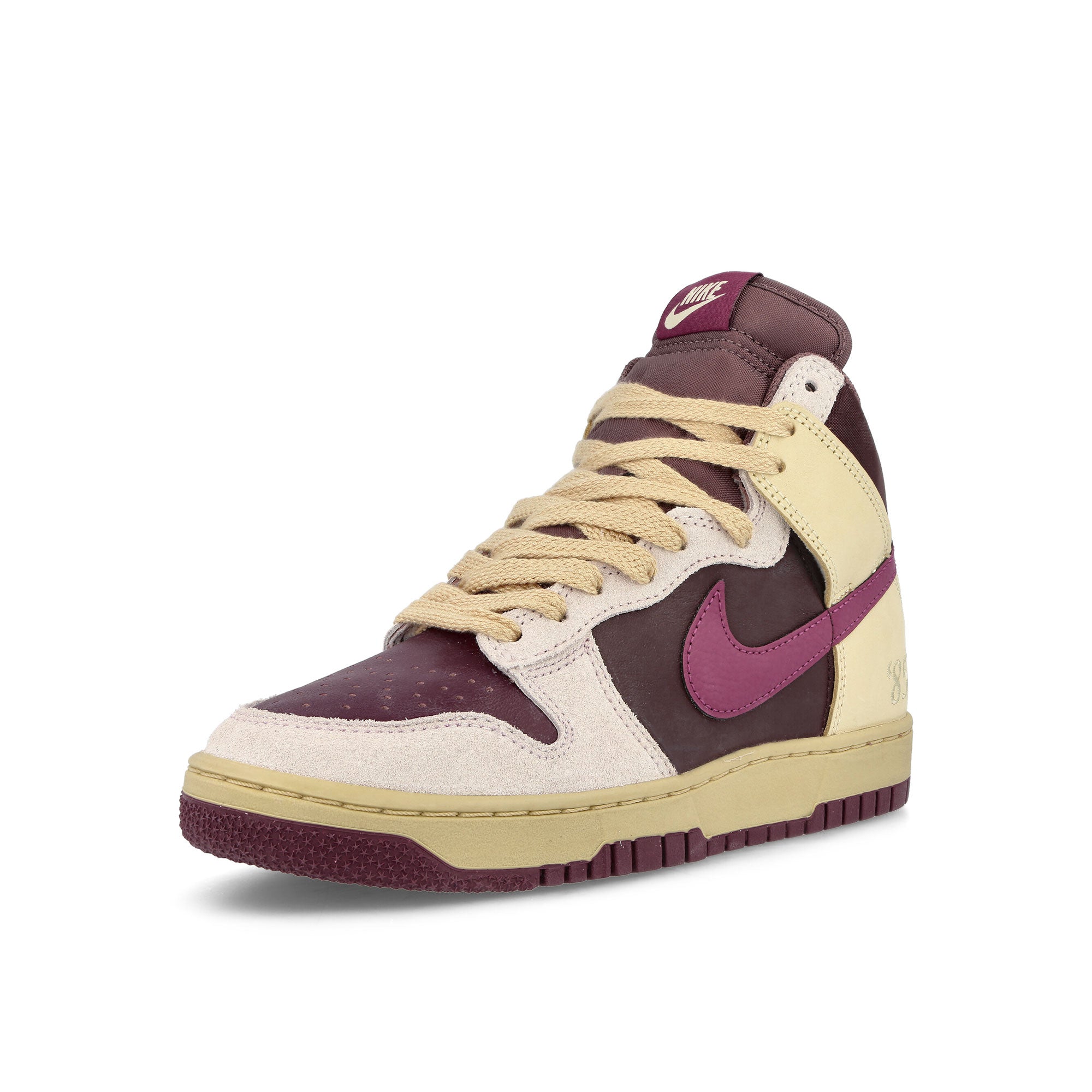 Nike Wmns Dunk High 1985 Alabaster-Rose Wood - Earth High Top Sneakers Close Up | Overkill