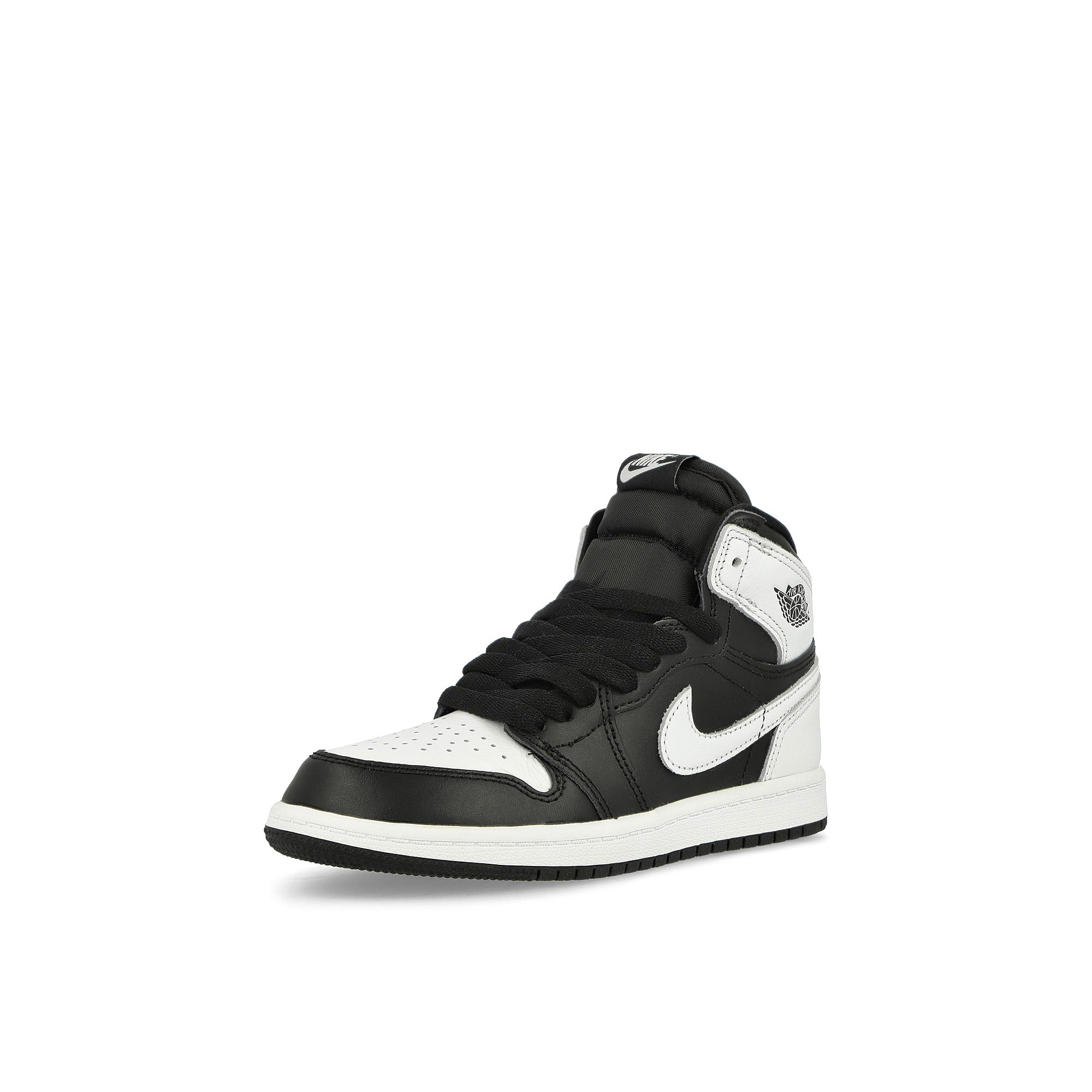 Jordan Jordan 1 Retro High OG PS Black / White - White High Top Sneakers Close Up | Overkill