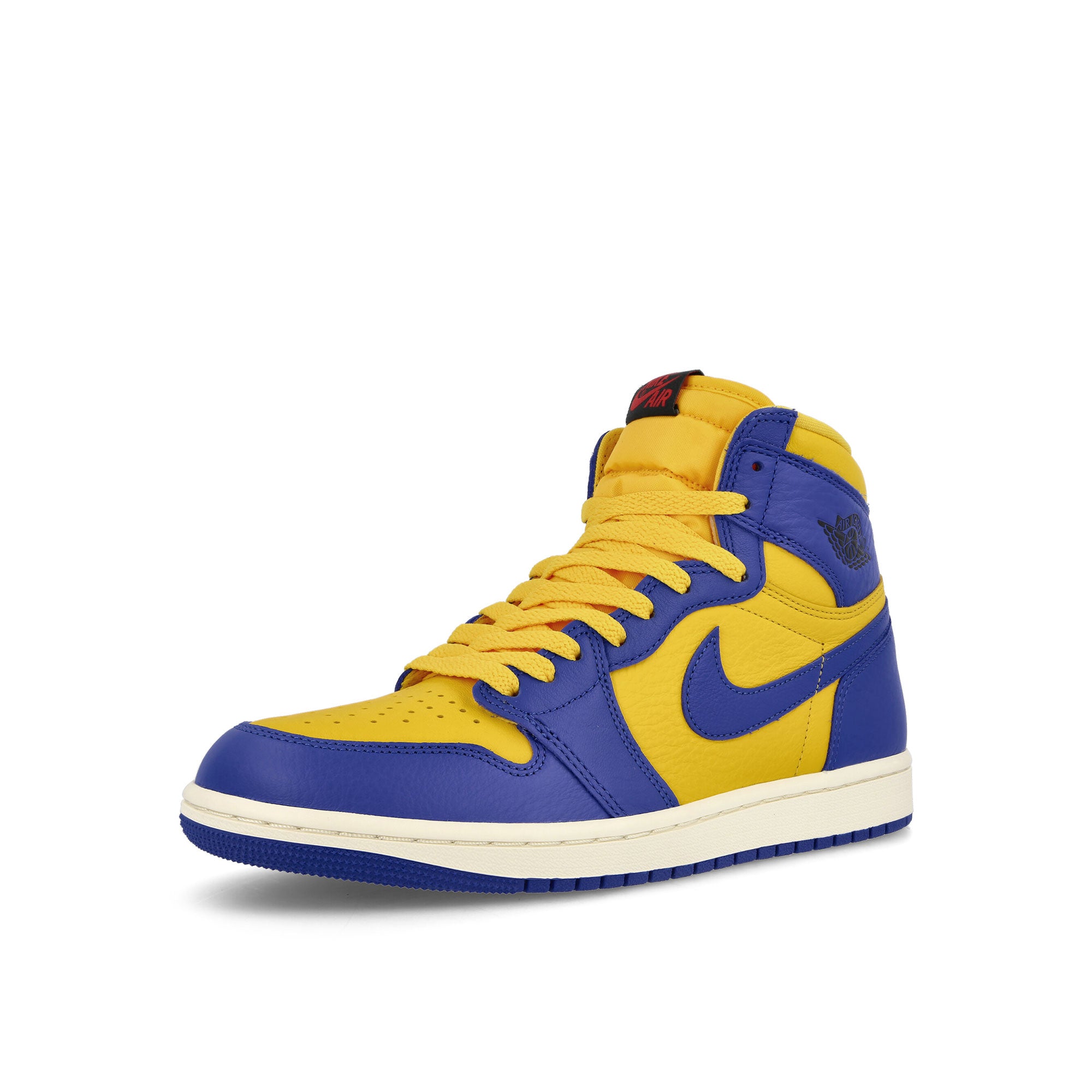 Jordan Wmns Air Jordan 1 Retro High OG Varsity Maize-Game Royal - Sail Sneakers Close Up | Overkill
