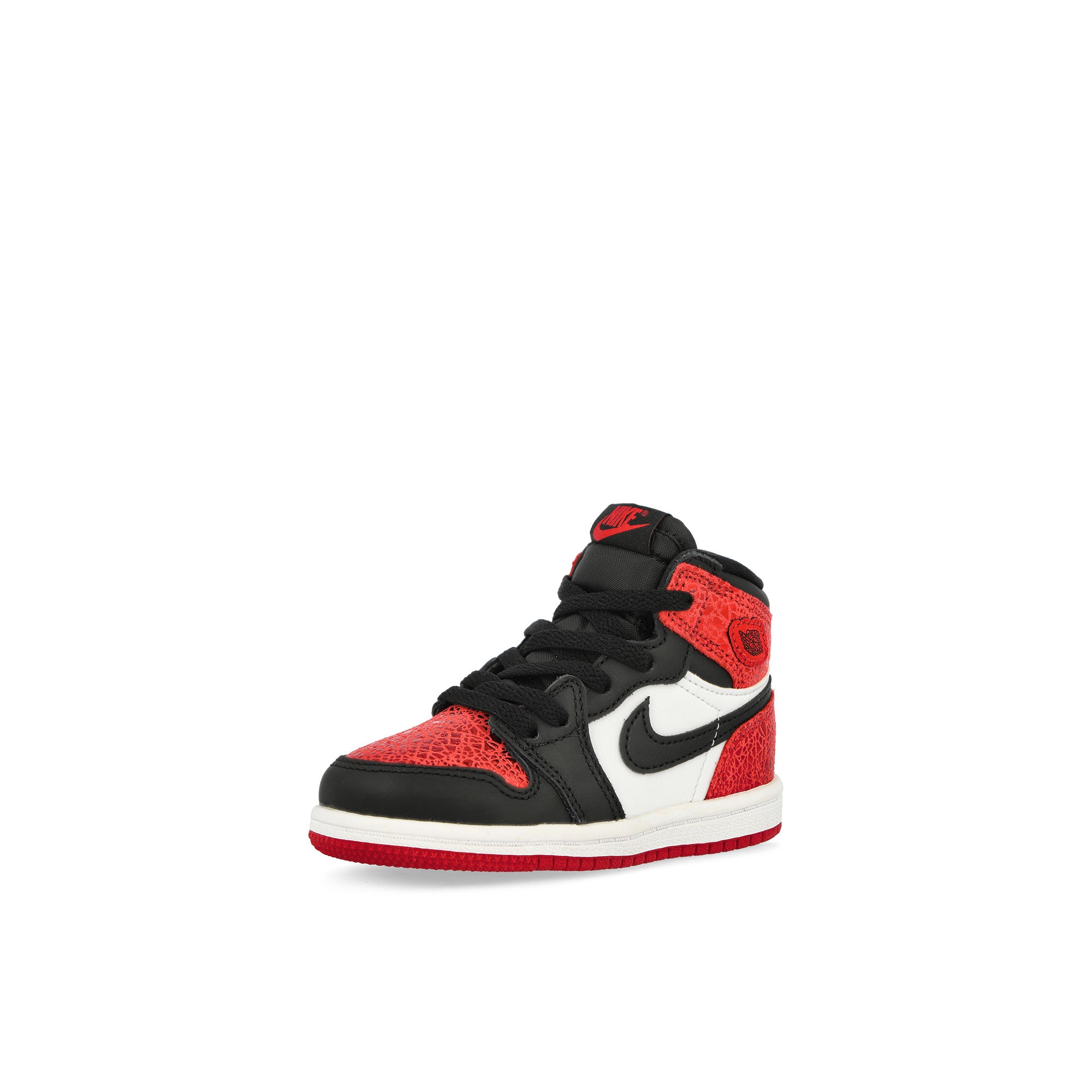 Jordan 1 Retro High OG TD Varsity Red / Black - White High Top Sneakers Close Up | Overkill