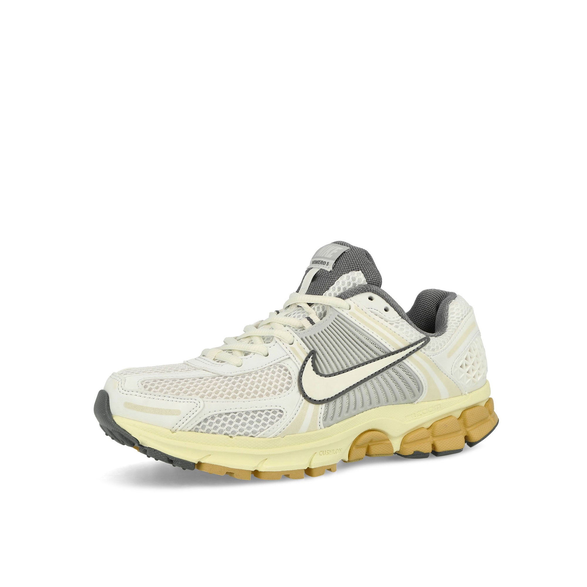 Nike W Zoom Vomero 5 Summit White / Summit White - Pure Platinum Low Top Sneakers Close Up | Overkill