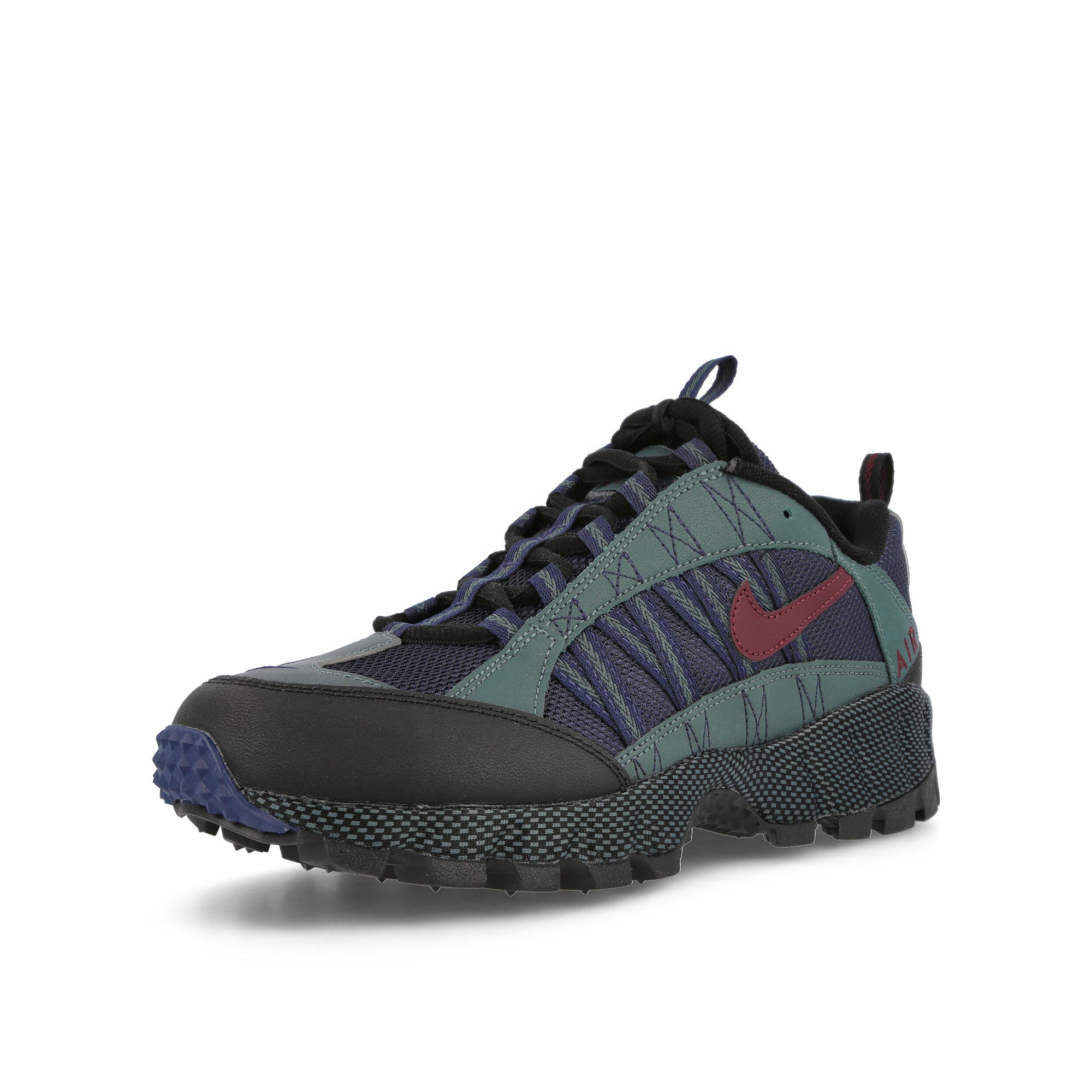 Nike Air Humara QS Silver-Desert Bronze Low Top Sneakers Close Up | Overkill