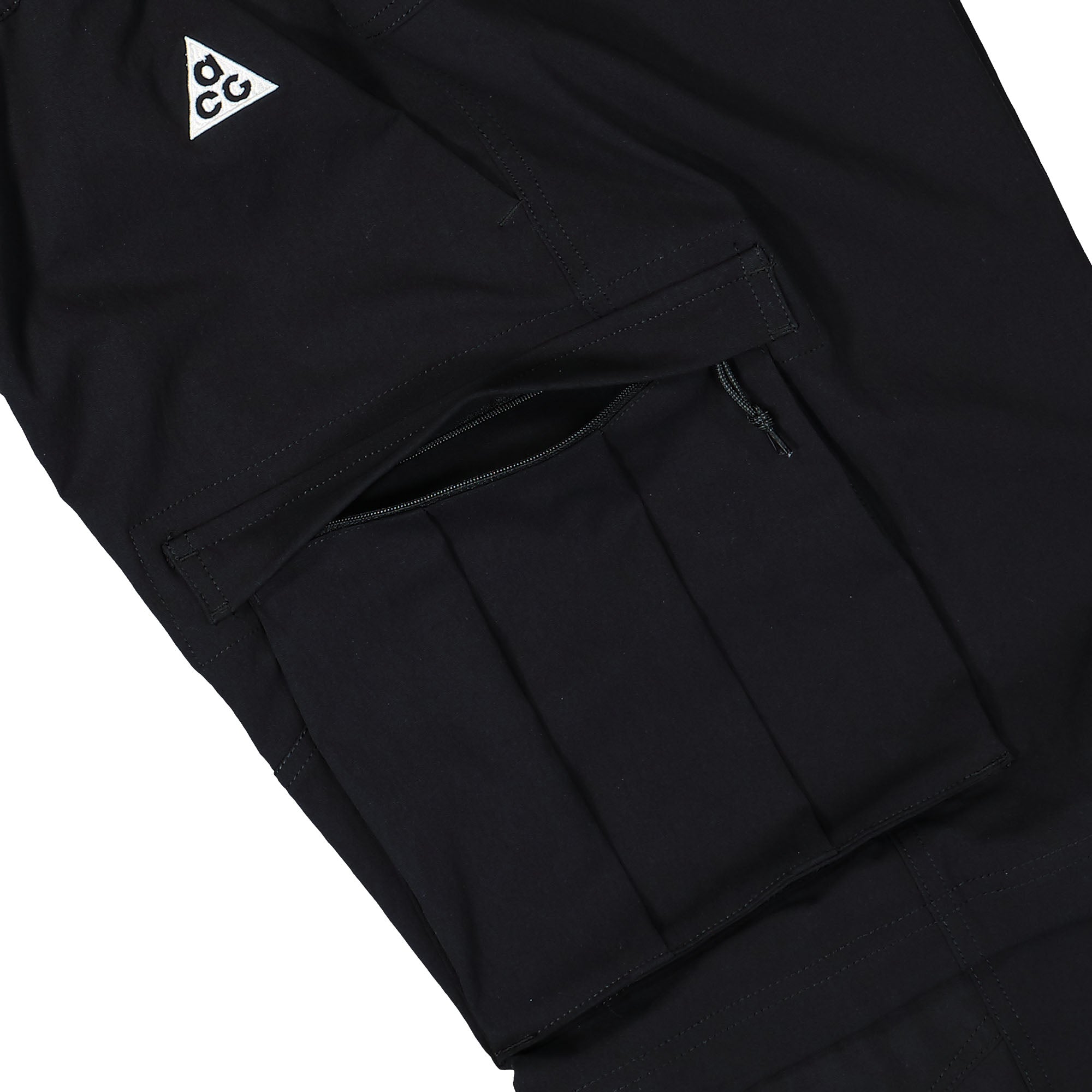 Nike ACG Smith Summit Cargo Pant Black / Anthracite / Summit White Cargo Pants Detail view 5 | Overkill