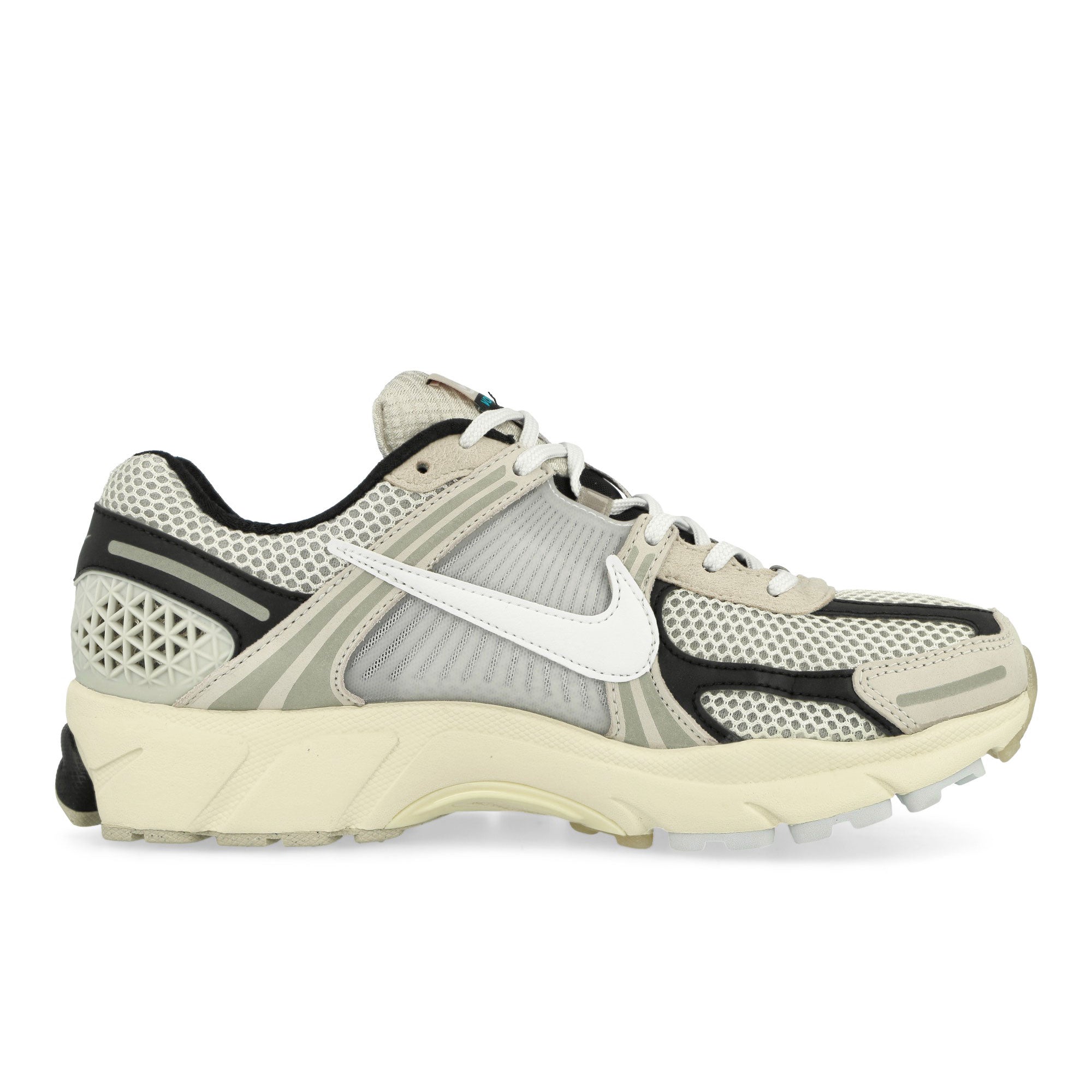 Nike Zoom Vomero 5 Premium Pale Ivory / White-Light Bone Low Top Sneakers Silhouette | Overkill