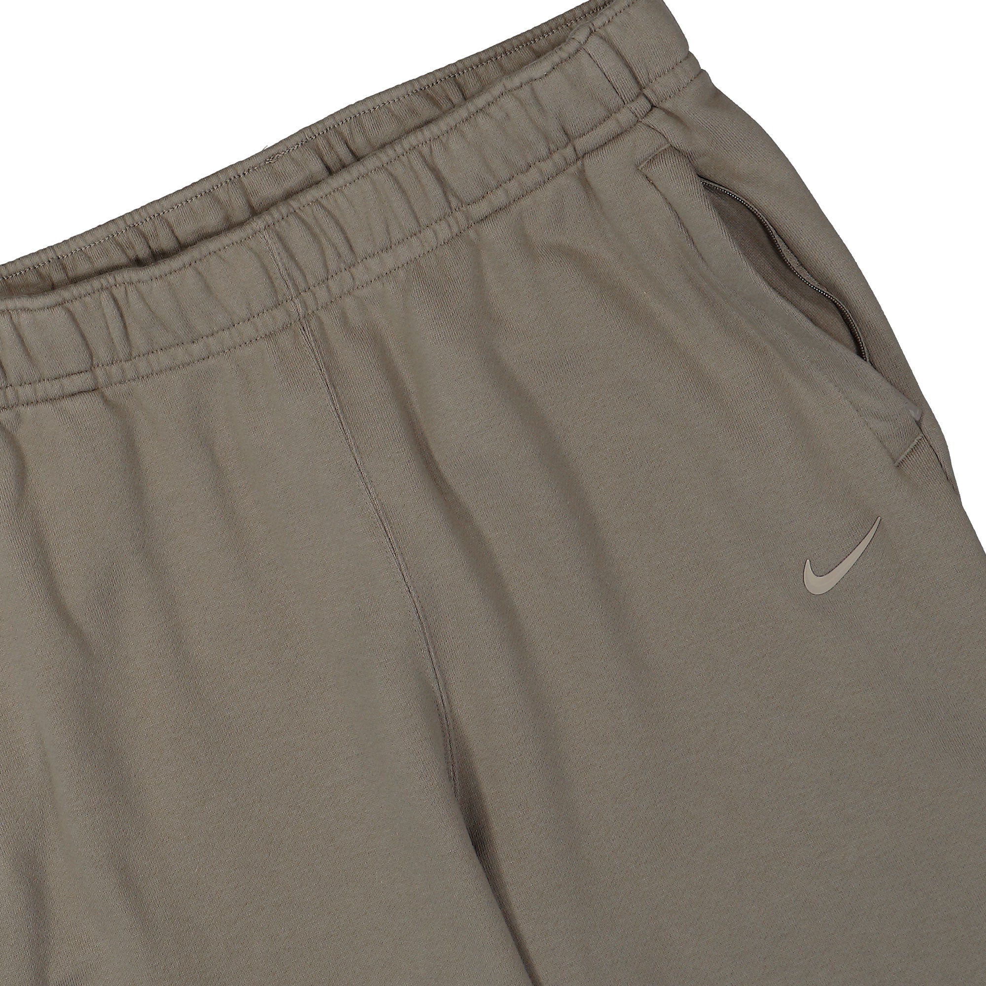 Nike NRG CS Fleece Pant Olive Grey / Moon Fossil / Moon Fossil Sweat & Track Pants Detailfoto | Overkill