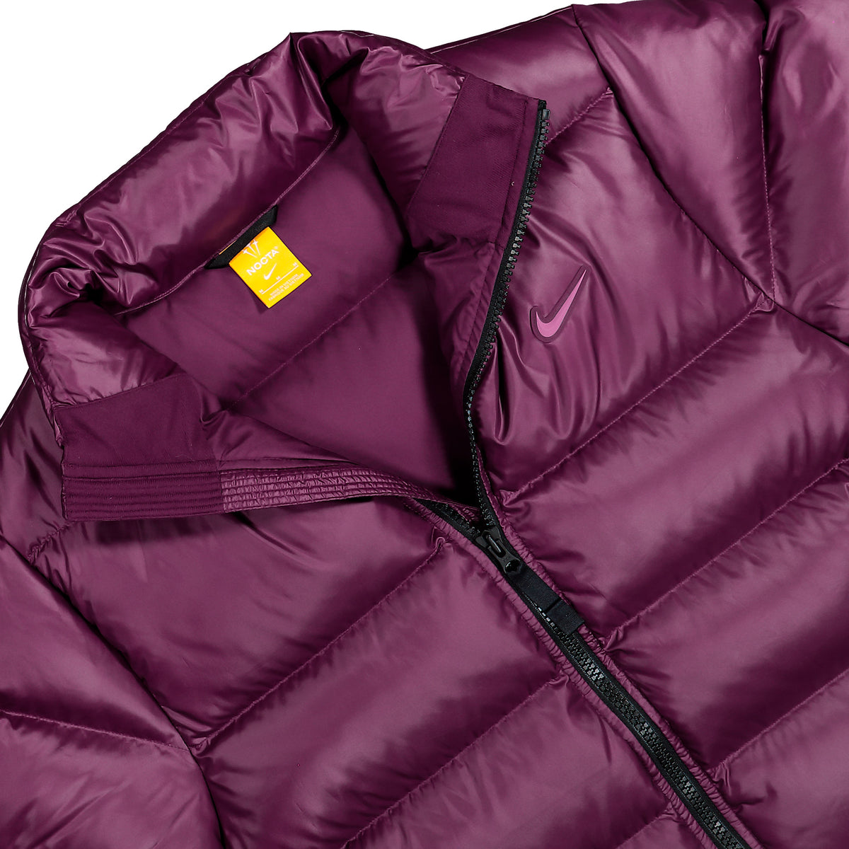 NOCTA x Nike NRG Sunset Puffer Jacket Bordeaux jacket FN8196 610 Detailfoto | Overkill