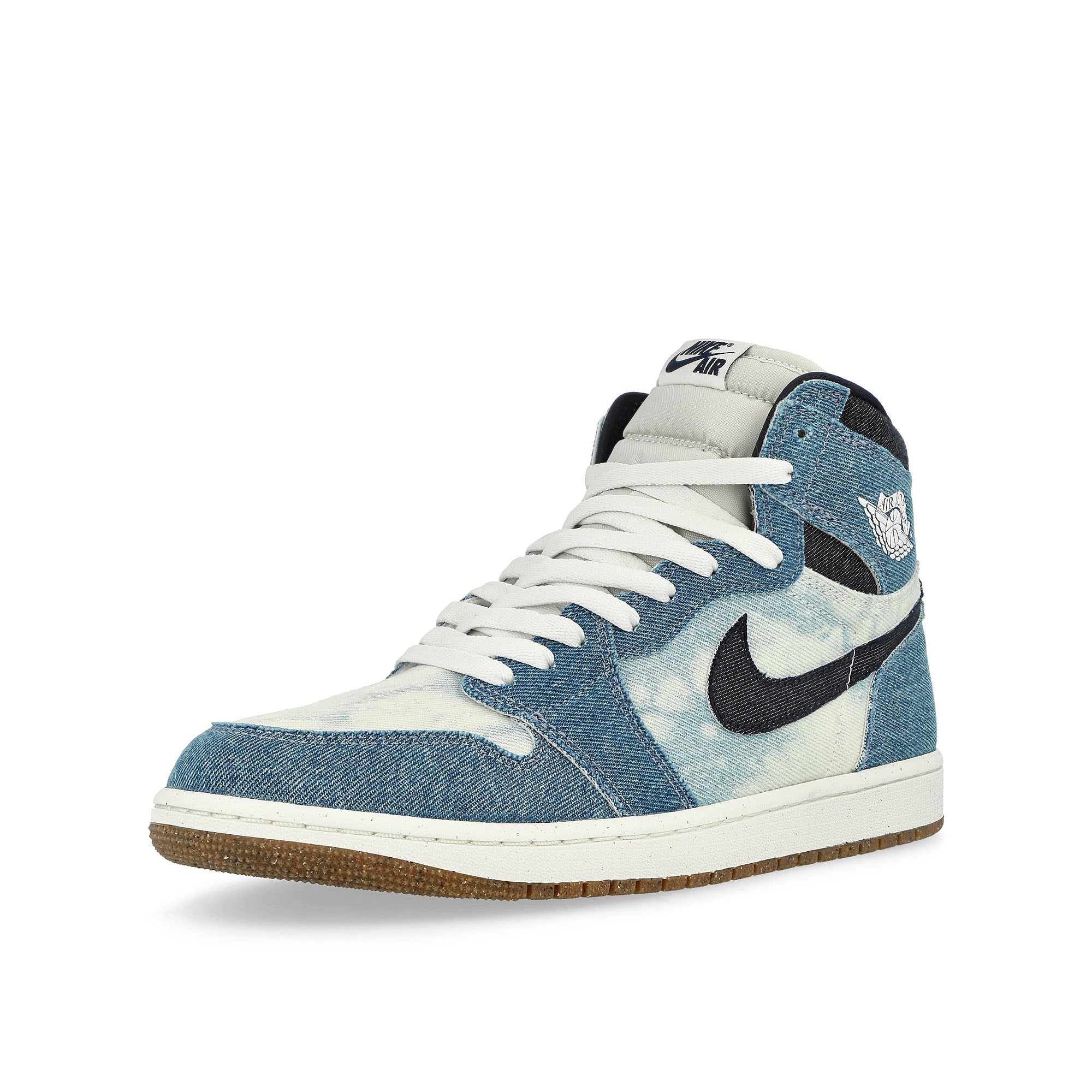Jordan Air Jordan 1 Retro High Summit White / Obsidian - Summit White High Top Sneakers Close Up | Overkill