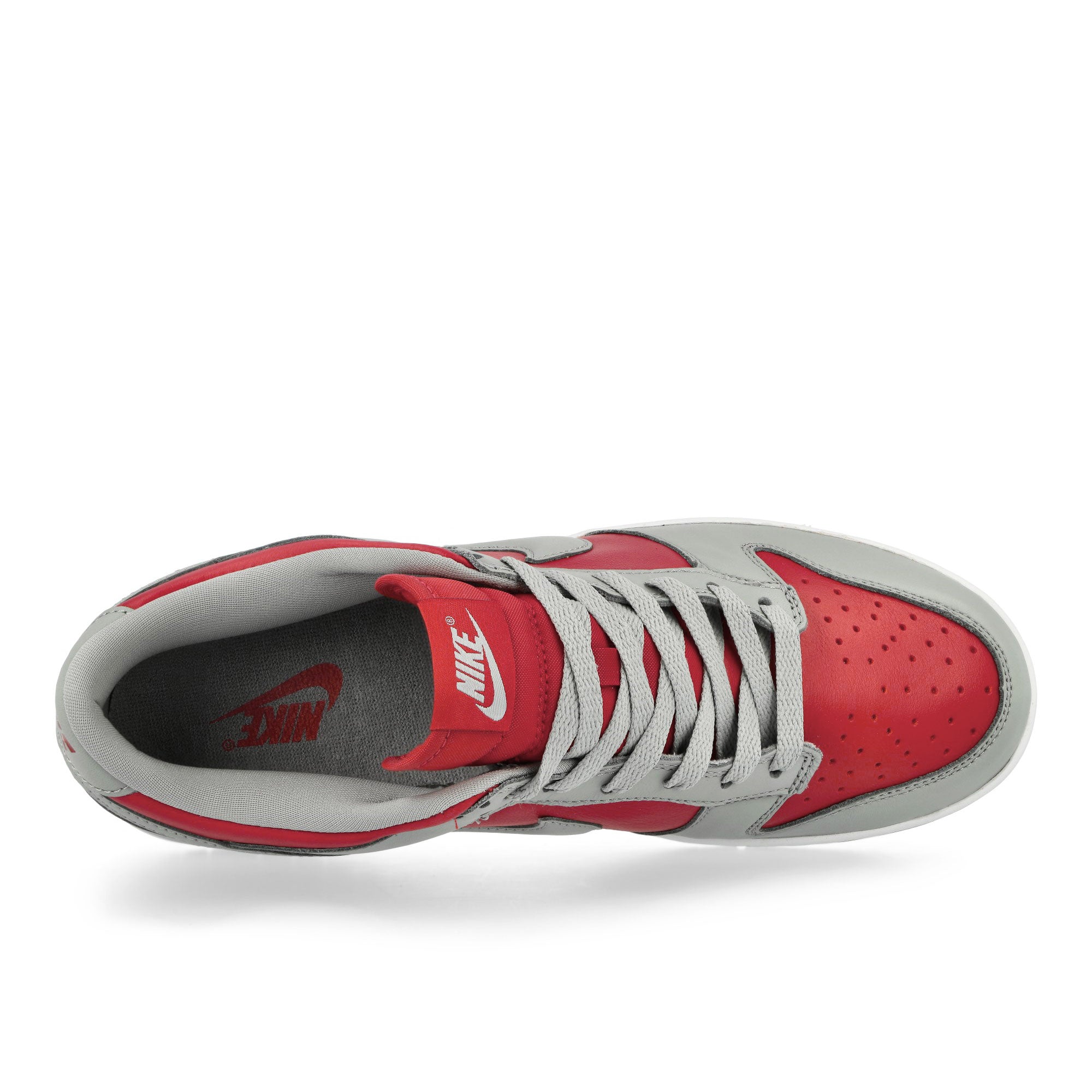 Nike Dunk Low Varsity Red / Silver - White Low Top Sneakers Detailfoto | Overkill