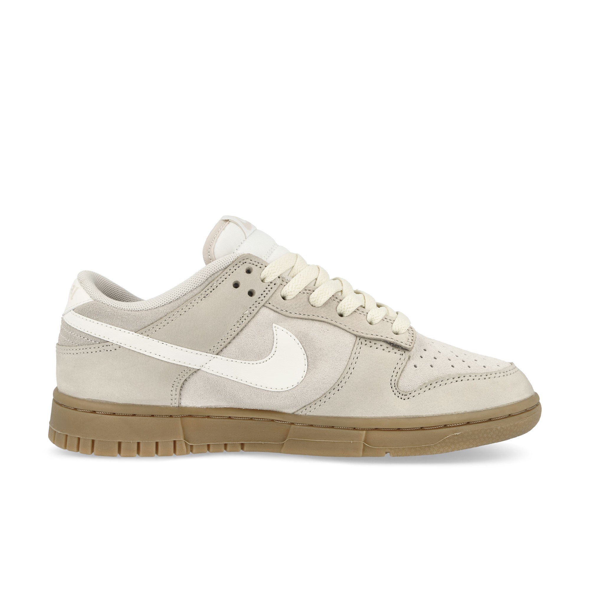 Nike W Dunk Low SE Light Orewood Brown / Sail - Gum Light Brown Low Top Sneakers Silhouette | Overkill