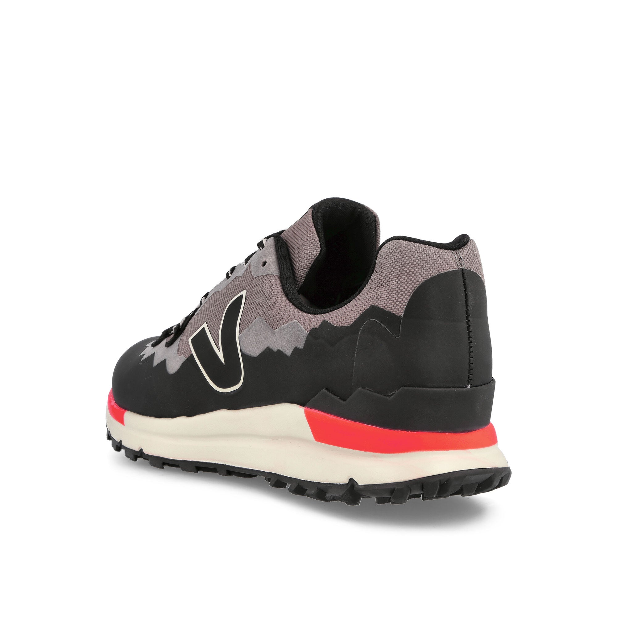 Veja Fitz Roy Trek-Shell Basalte-Black Low Top Sneakers Material | Overkill