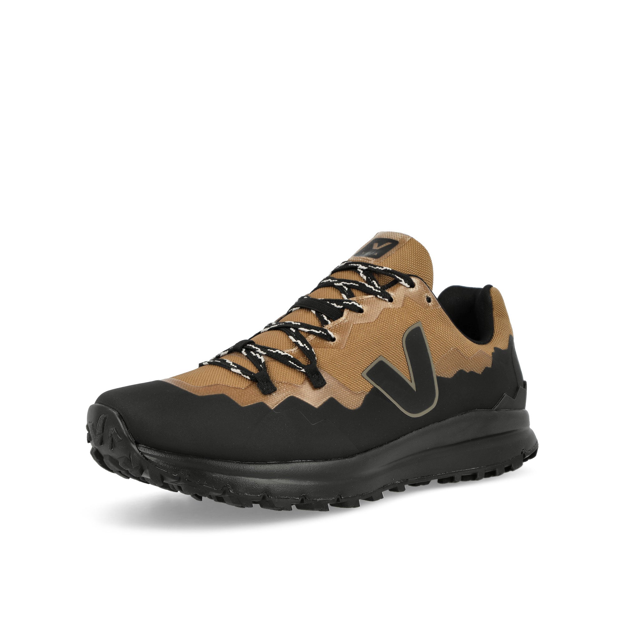 Veja Fitz Roy FS Trek-Shell Terra-Black Low Top Sneakers Close Up | Overkill