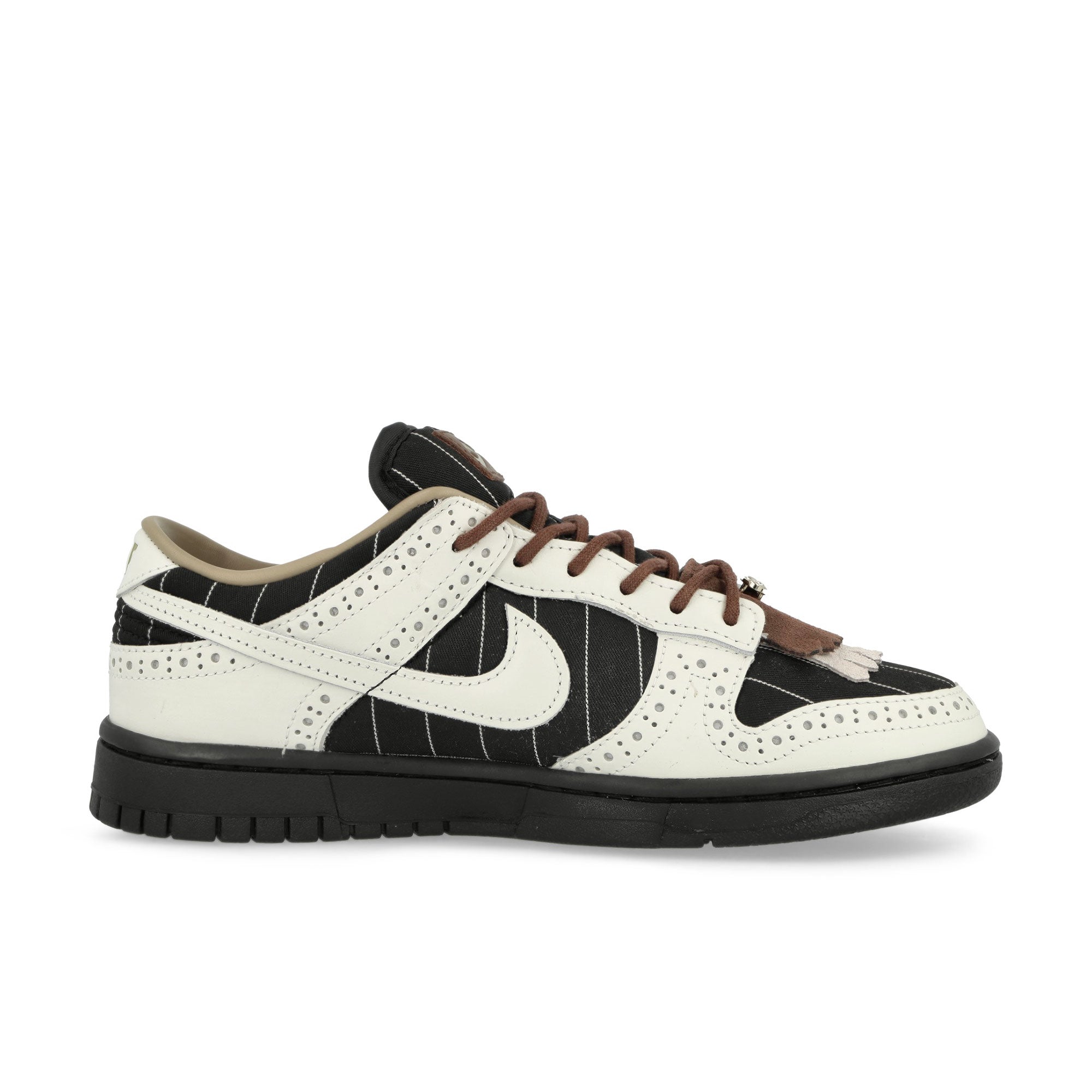 Nike W Dunk Low LX Black / Summit White Black - Summit White Low Top Sneakers Silhouette | Overkill