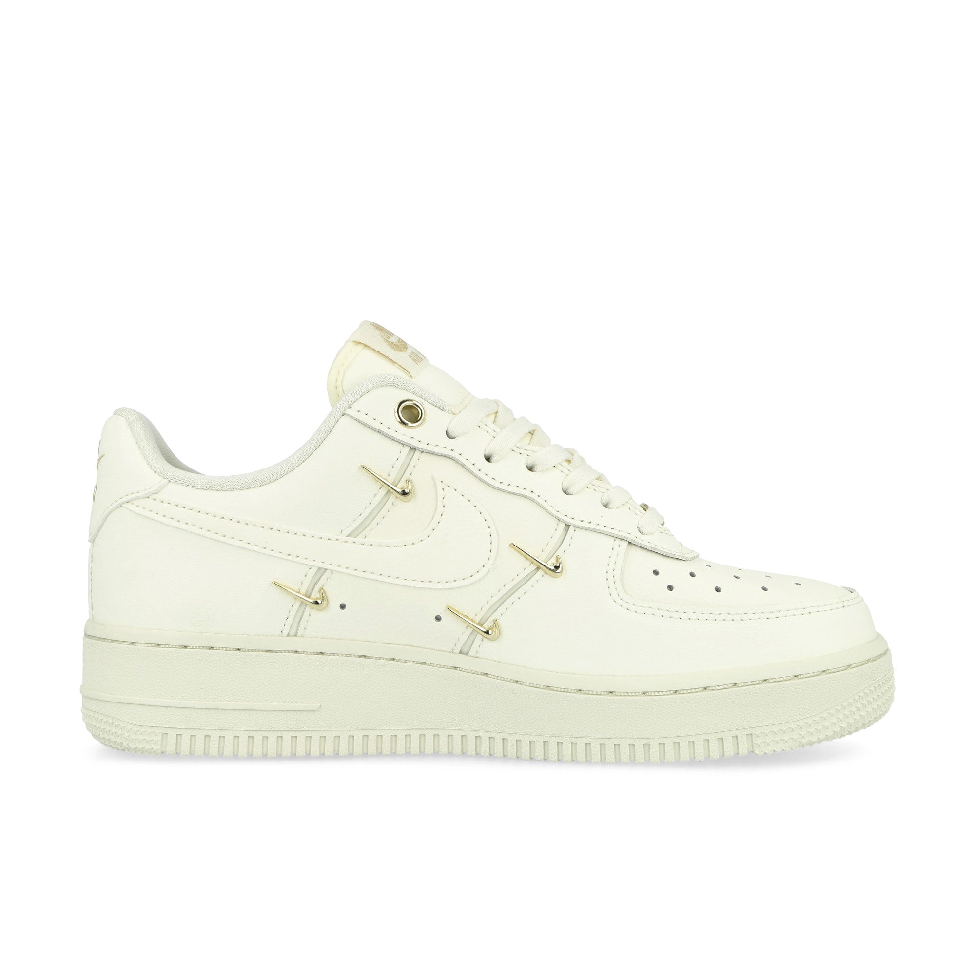Nike Wmns Air Force 1 ’07 LX Sail / Sail-Sail-Metallic Gold Low Top Sneakers Silhouette | Overkill