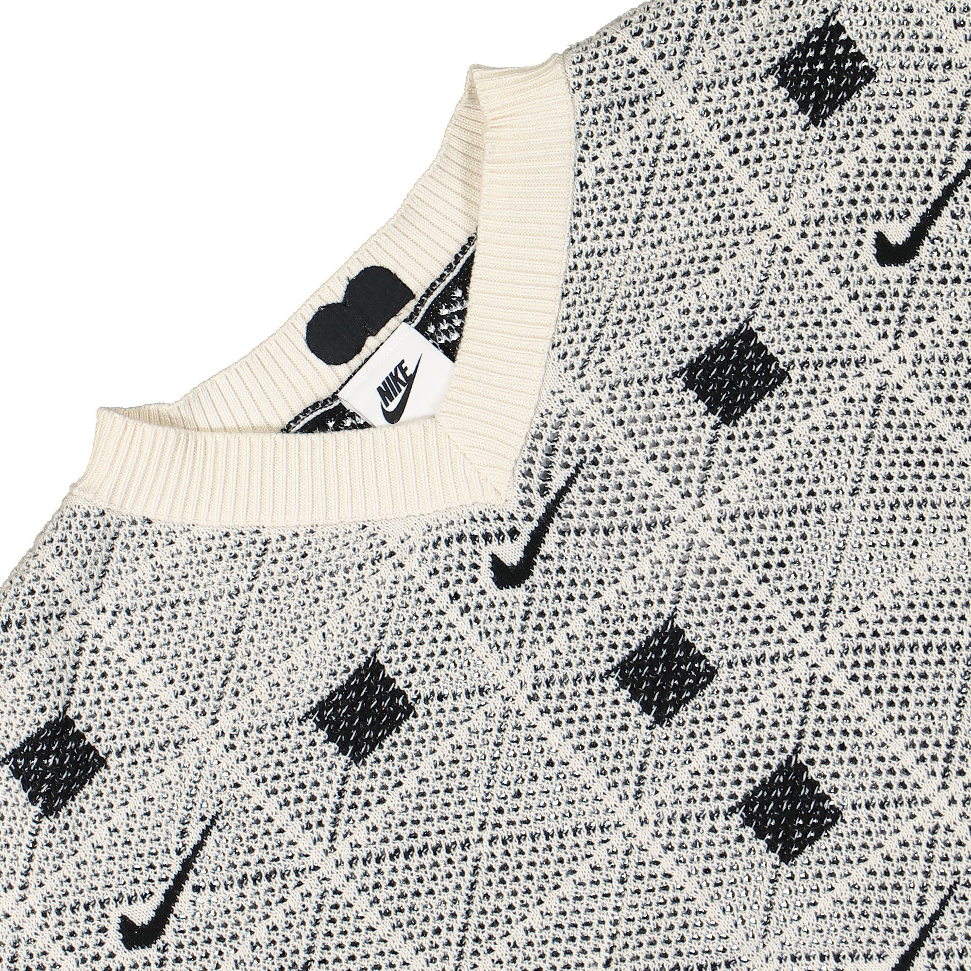Nike W Sweater Pale Ivory / Black / Light Orewood Brown Sweatshirts Close-up | Overkill