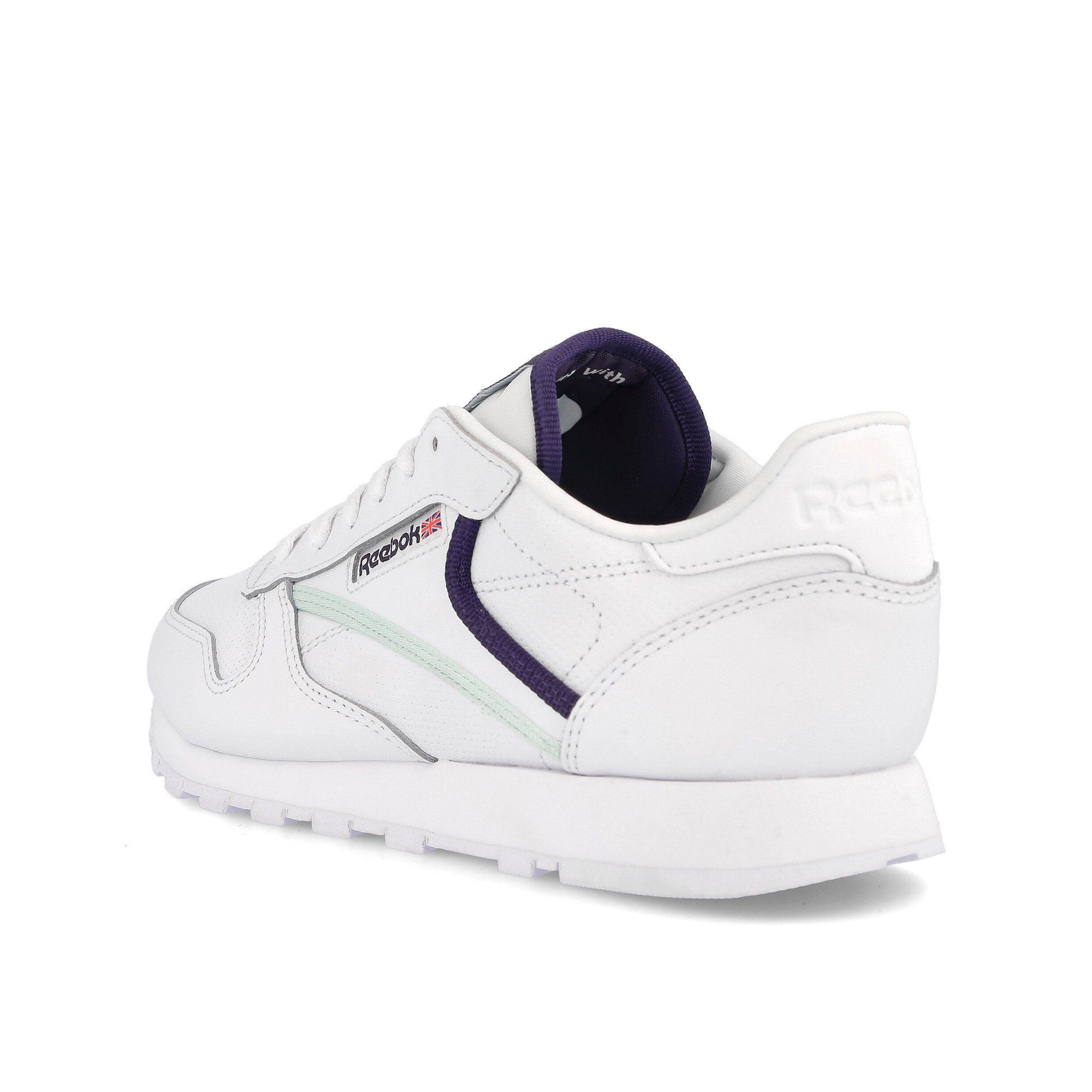 Reebok wmns classic leather Core Black / Carbon / Vector Red Close-up | Overkill