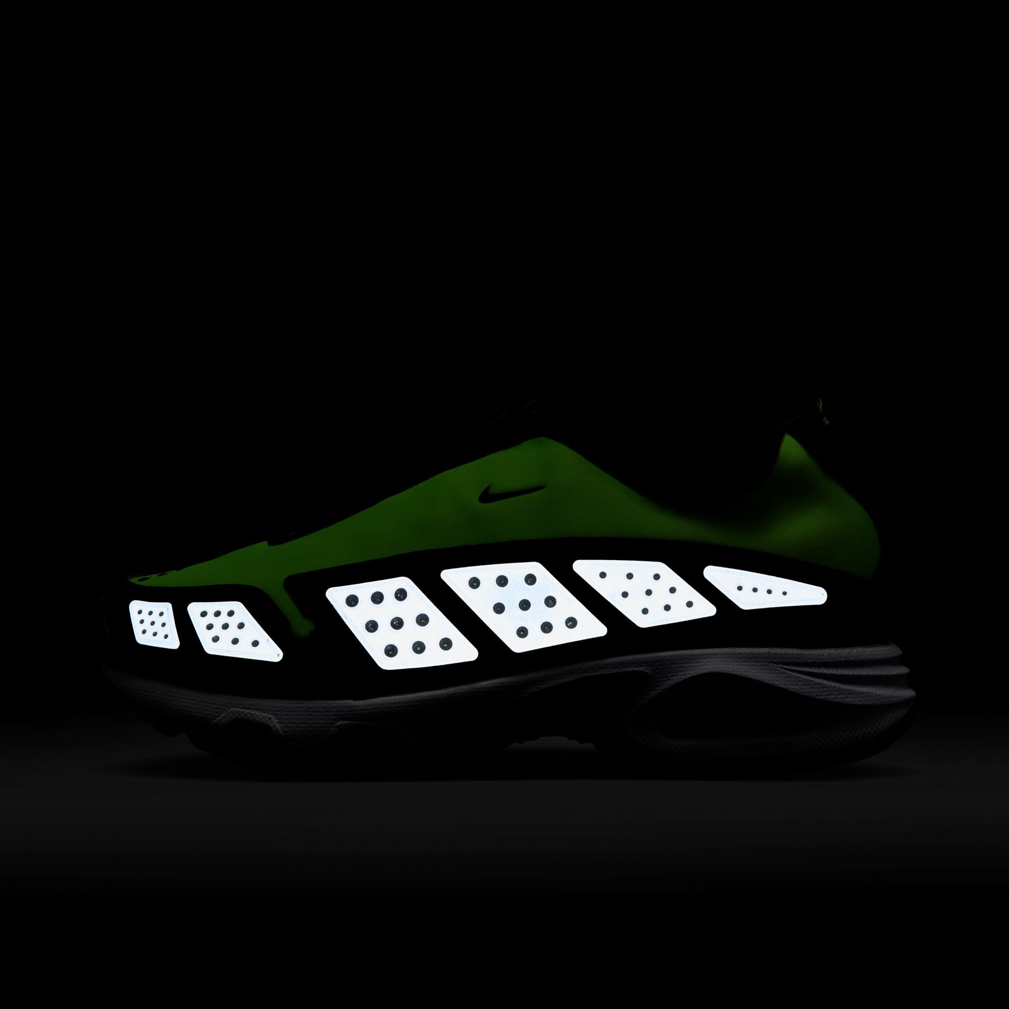 Nike W Air Max SNDR Volt / Black - White Low Top Sneakers Material | Overkill